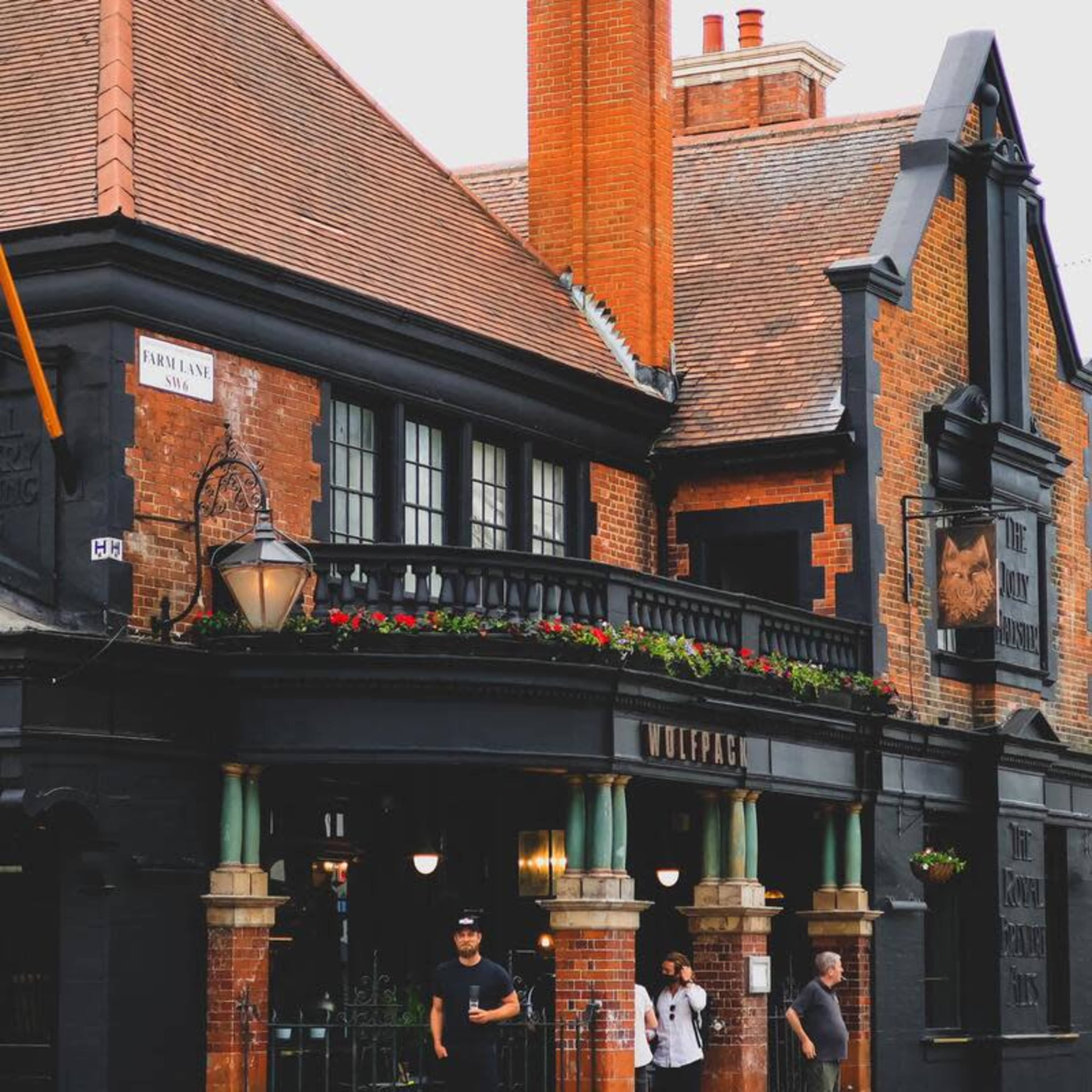 Classic pub with a twist Image in Fulham, London, ENG