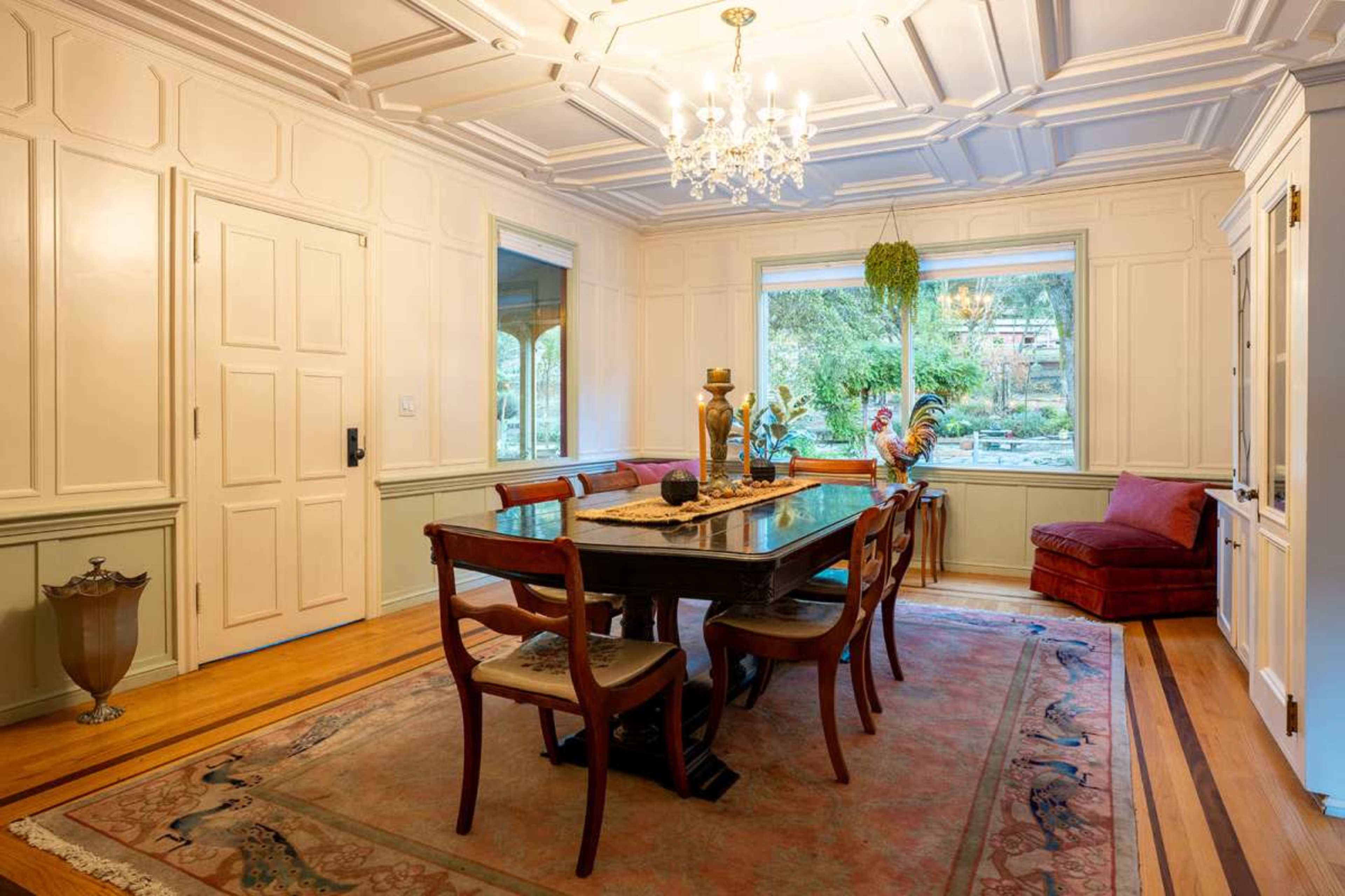 1928 Carriage House with Large Redwood Deck & Formal Salon Image in , Scotts Valley, CA