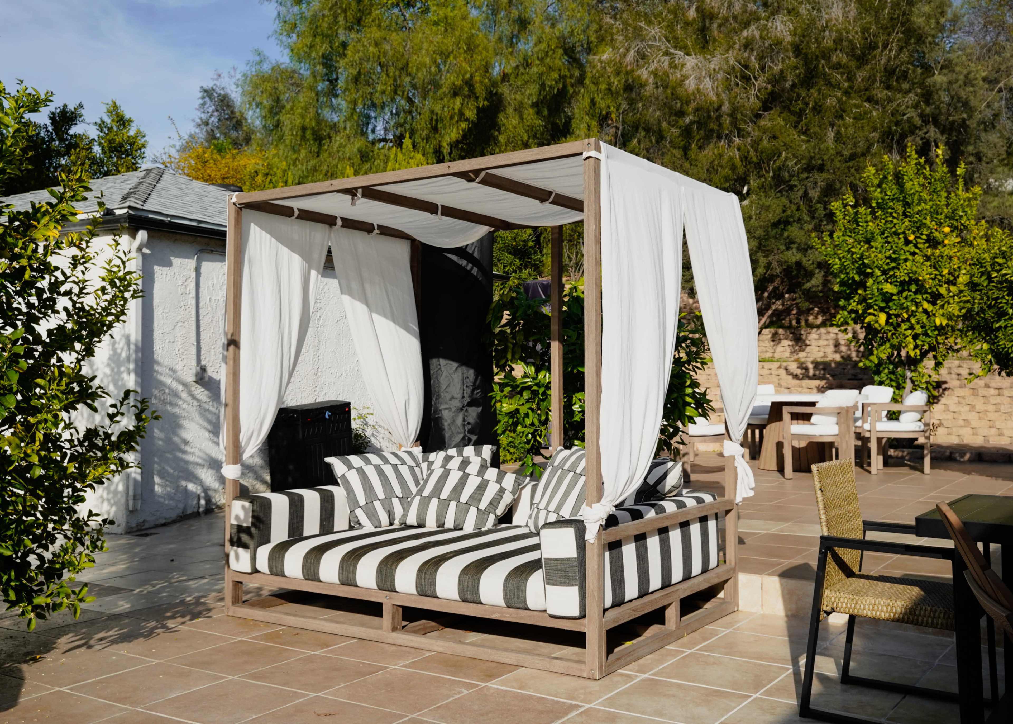 Greenhouse Studios Image in Tarzana, Tarzana, CA