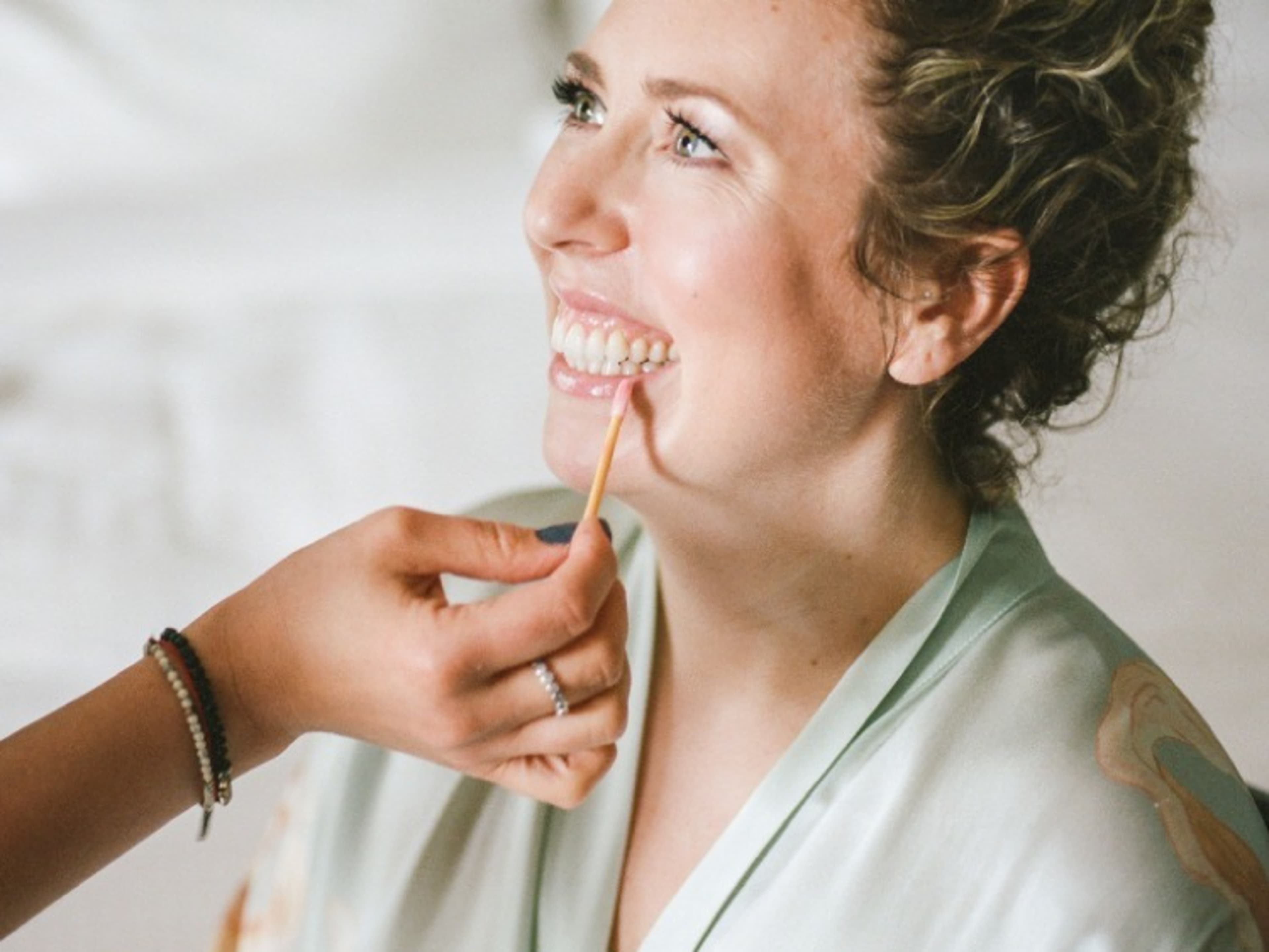 Hair/makeup full look for your client on site 