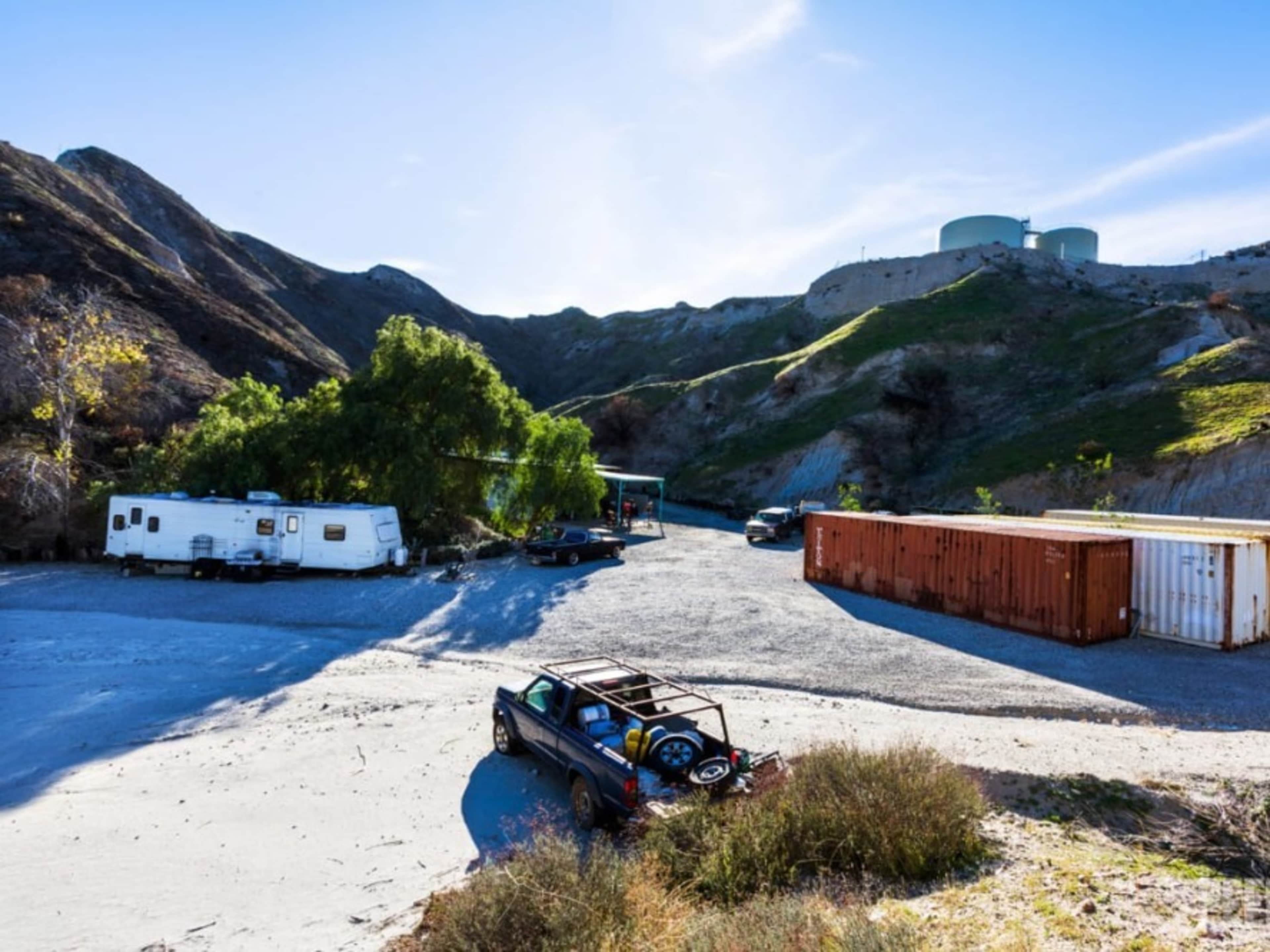 Trailer move to specific location