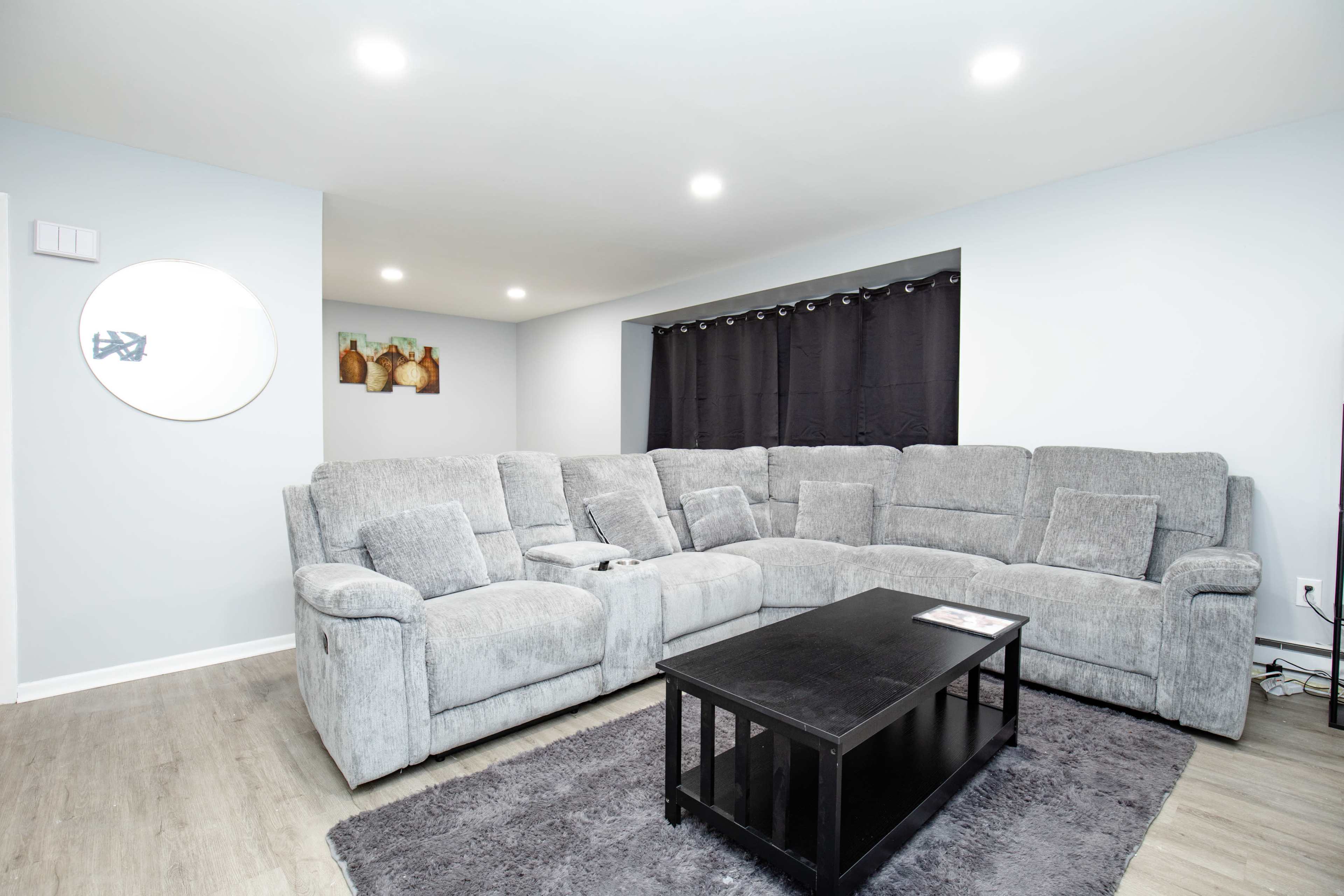 Unit 1 | Cozy 2BR Home | 30 Min to NYC Image in East Orange, East Orange, NJ