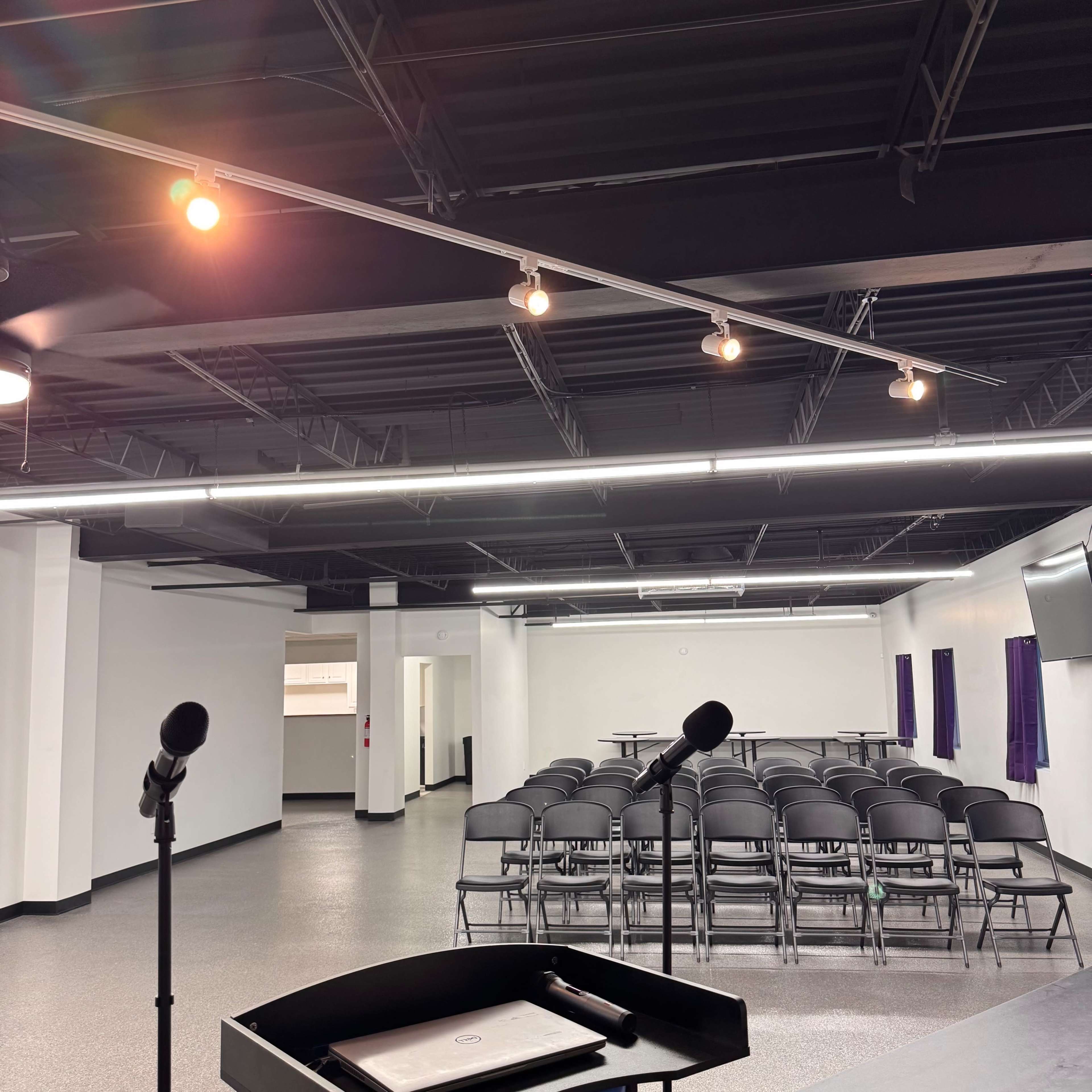 Spacious Event & Meeting Space Image in Roselawn, Cincinnati, OH