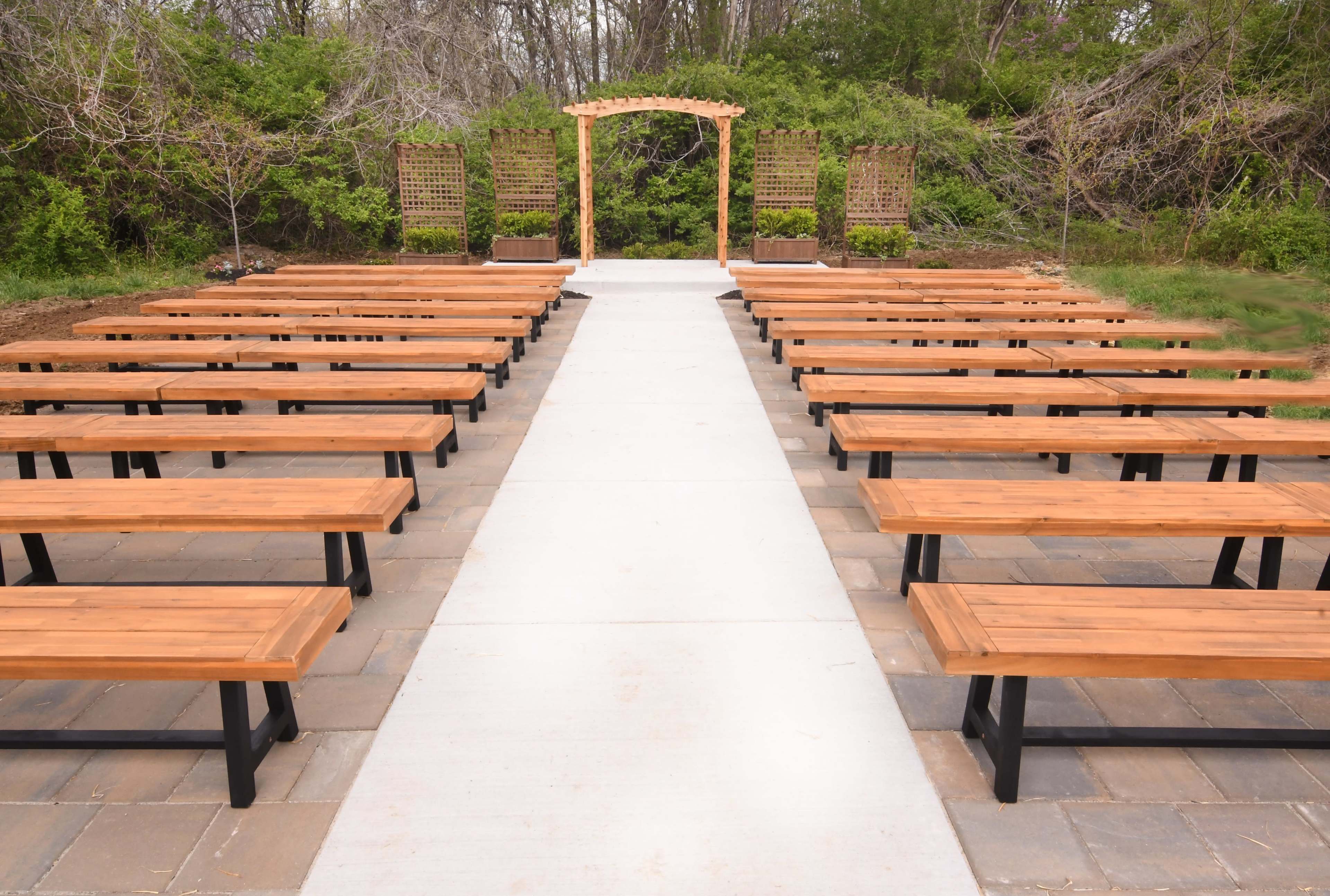 Beautiful Garden Venue with Flexible Indoor Space – Perfect for Events Image in Gashland, Kansas City, MO