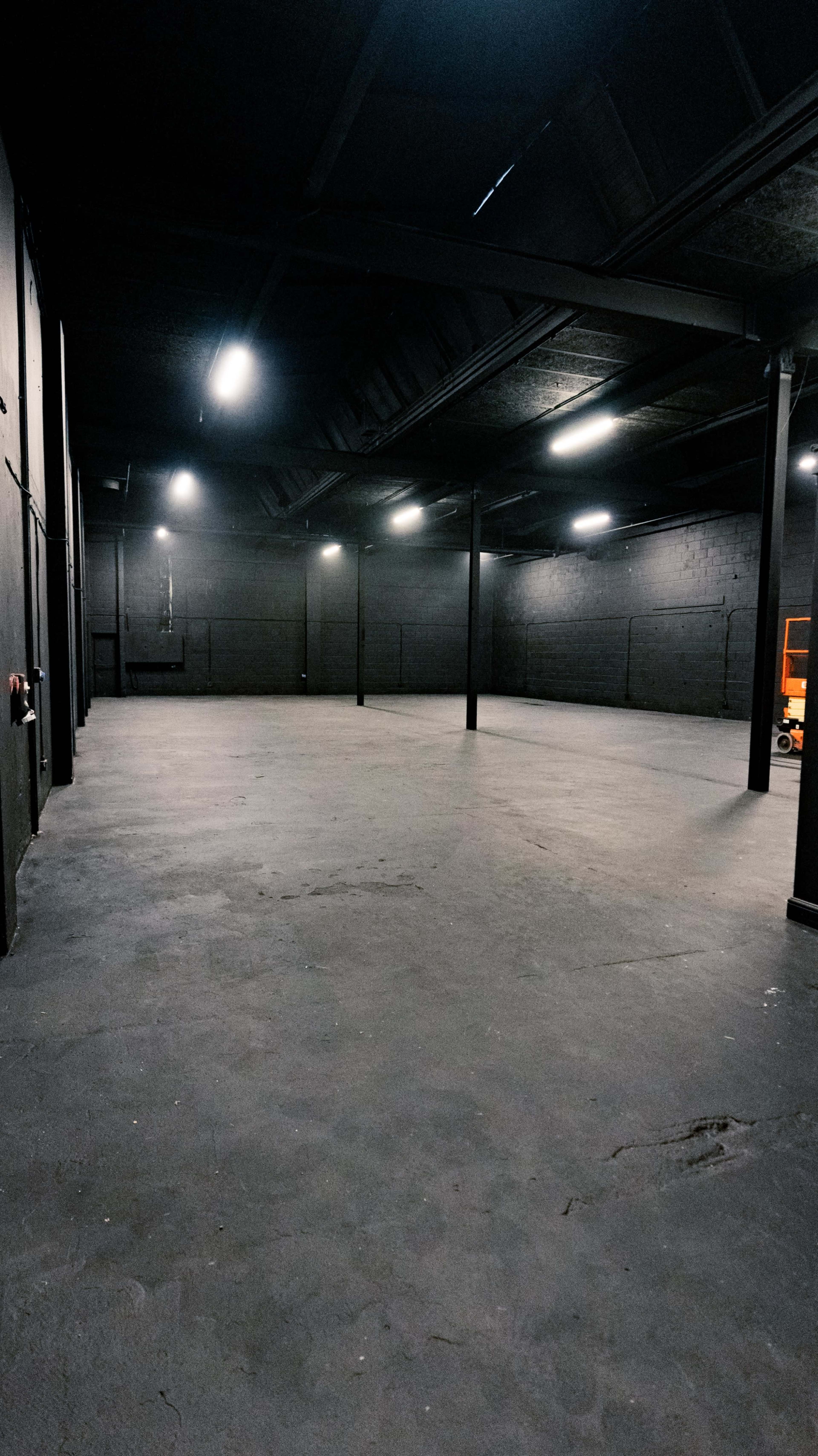 Blackout Drive-In Studio / East London / 4500SQFT /Rain Machine Image in Harlow, Harlow, ENG