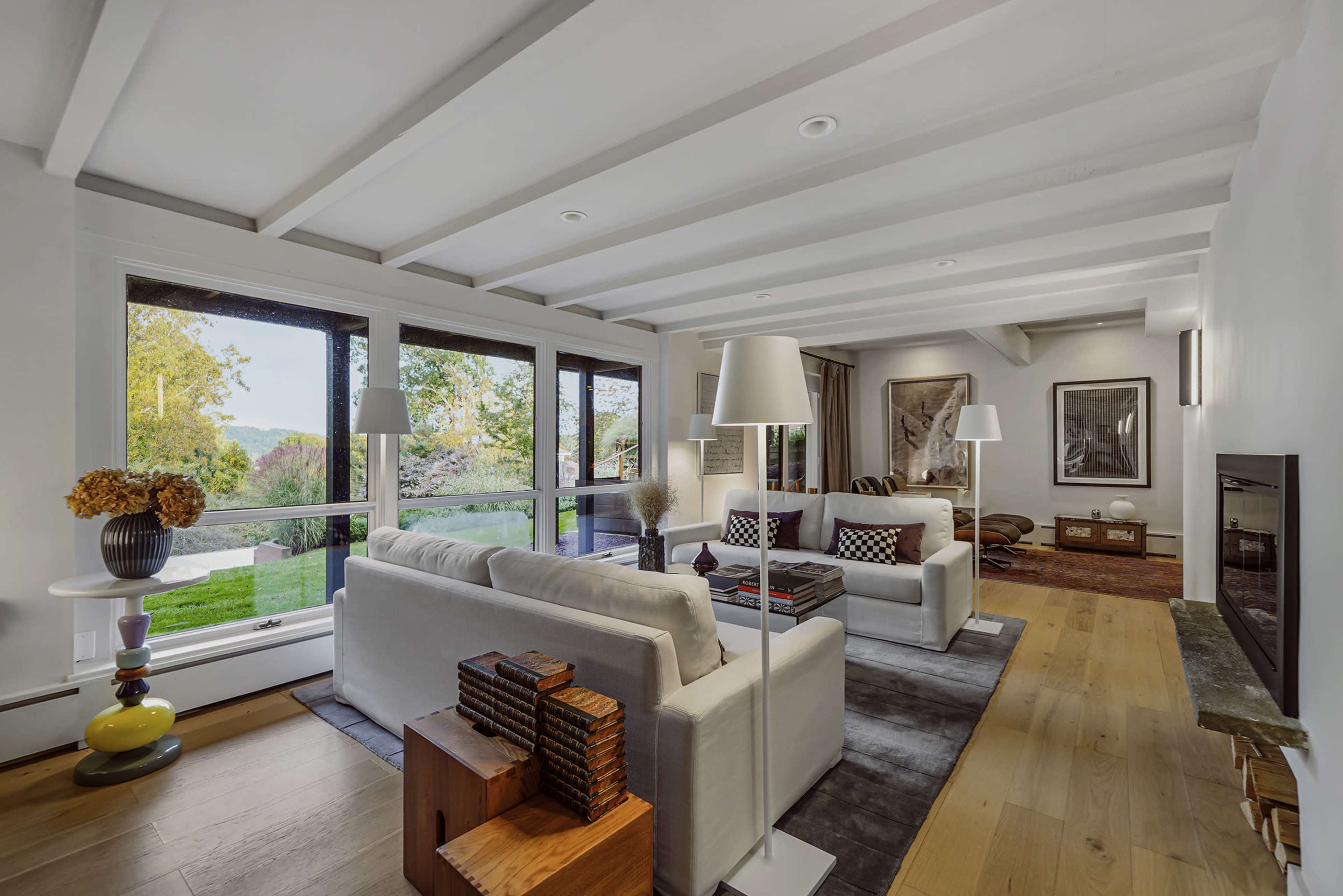 Hudson Valley Mid-Century Lakefront House Image in Carmel, Carmel, NY