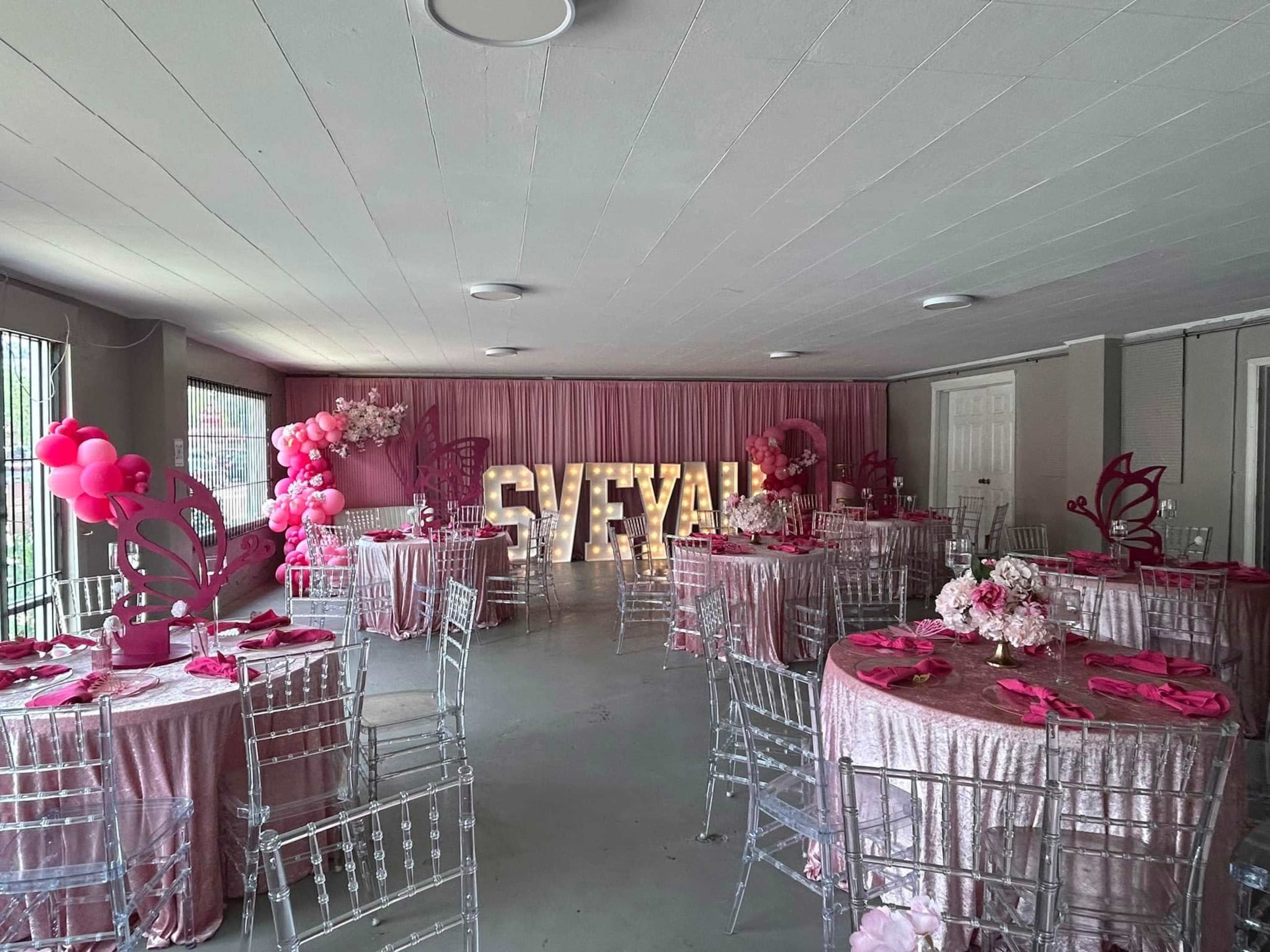 Venue 2910 Image in Country Club Heights, Charlotte, NC