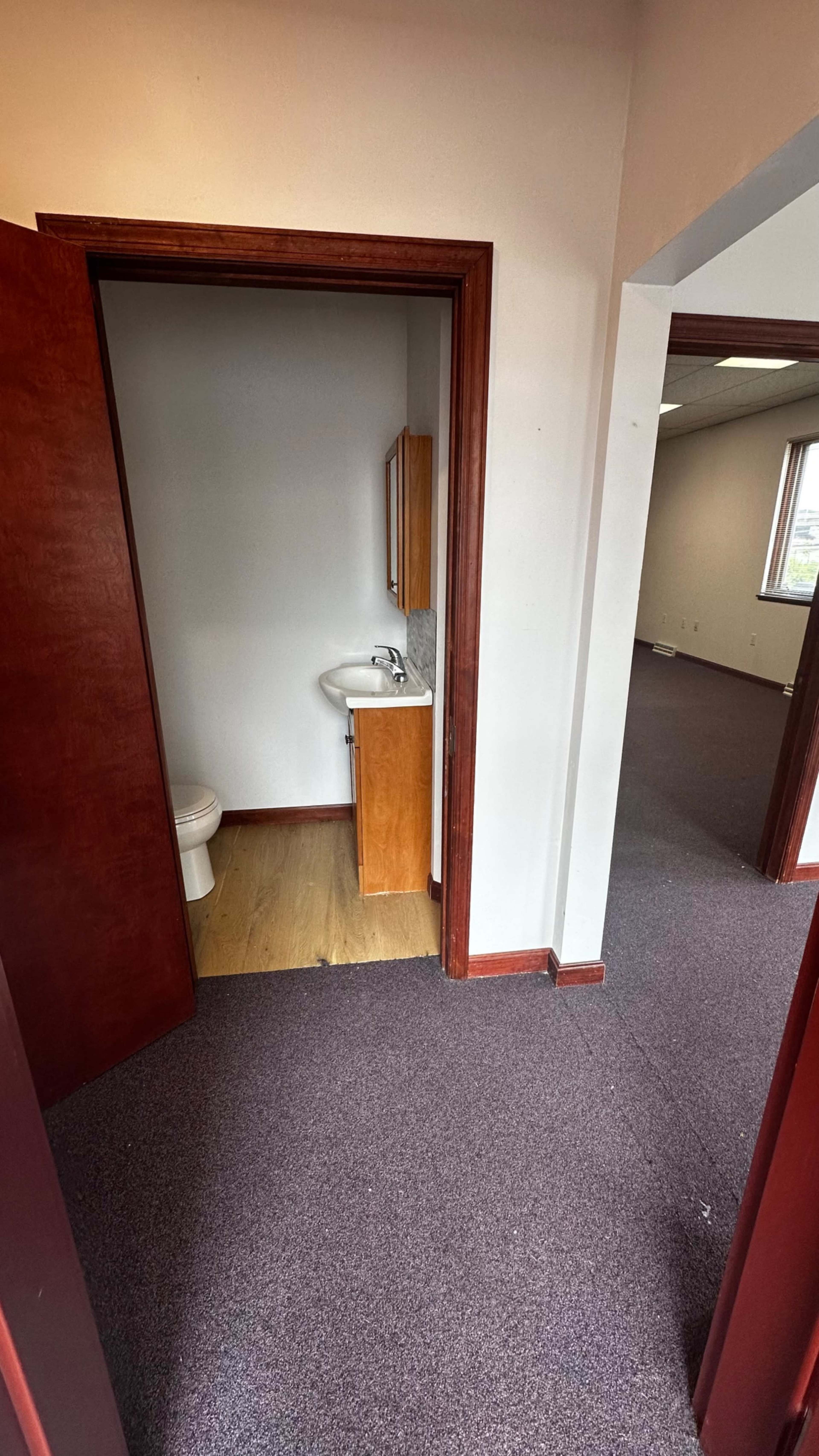 Endless Potential, Perfect Location – 500 Sq Ft Near 376” Image in Carnegie, Carnegie, PA