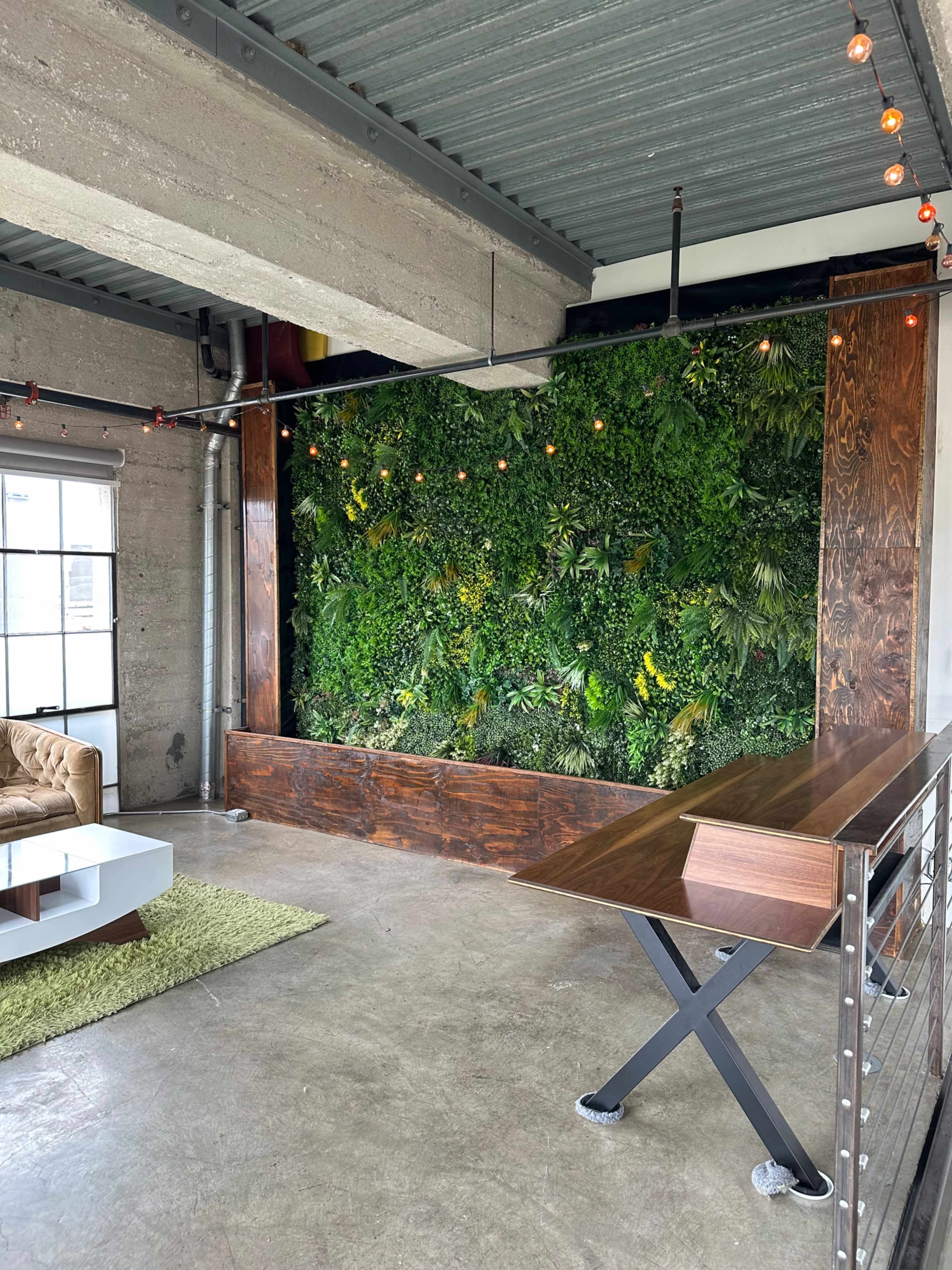 Downtown 3 floor loft with Rooftop Terrace Image in Koreatown, Los Angeles, CA