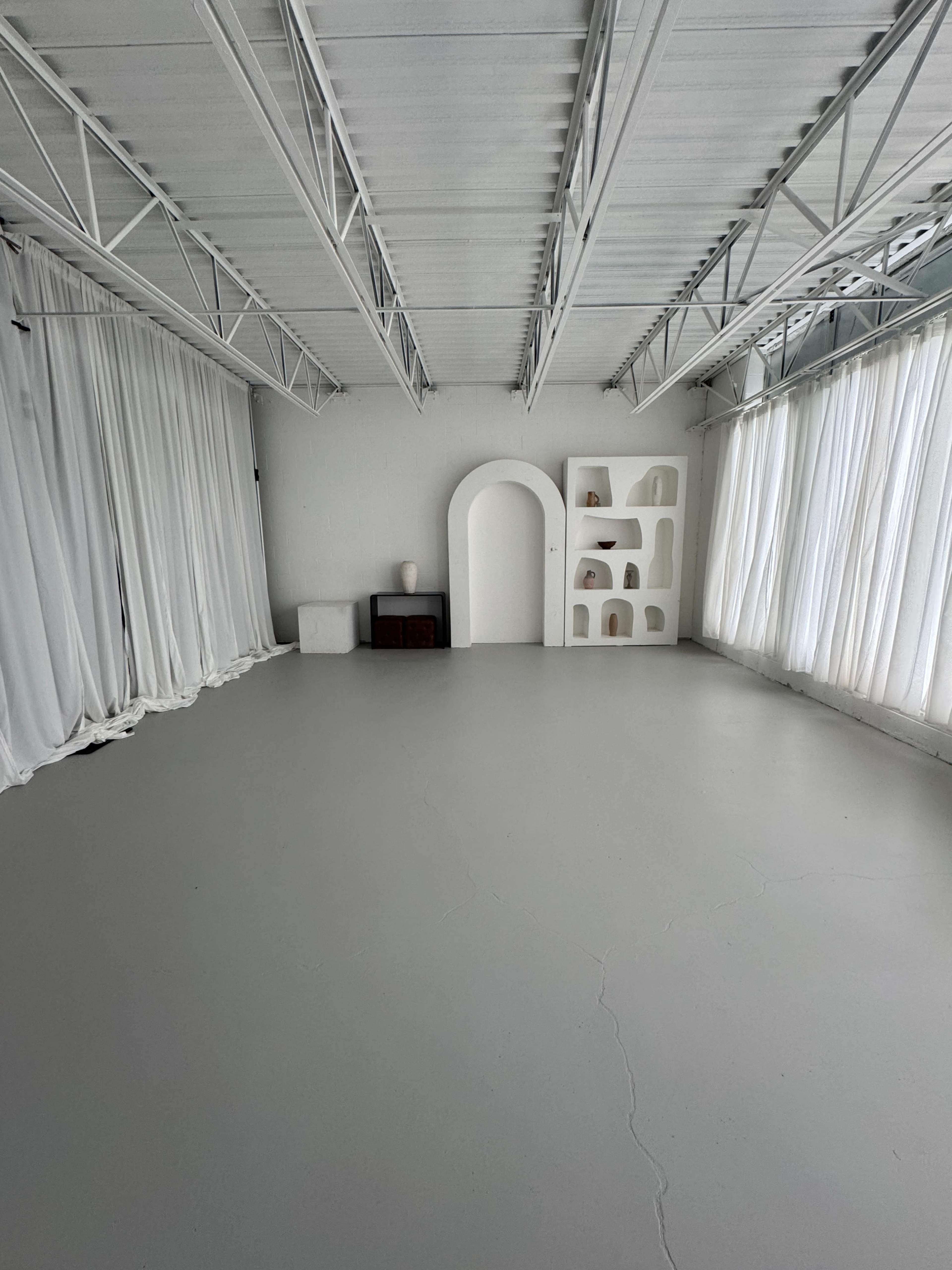 Bright Minimalist Creative Studio | Natural Light Haven in the GTA Image in Mississauga, Mississauga, ON