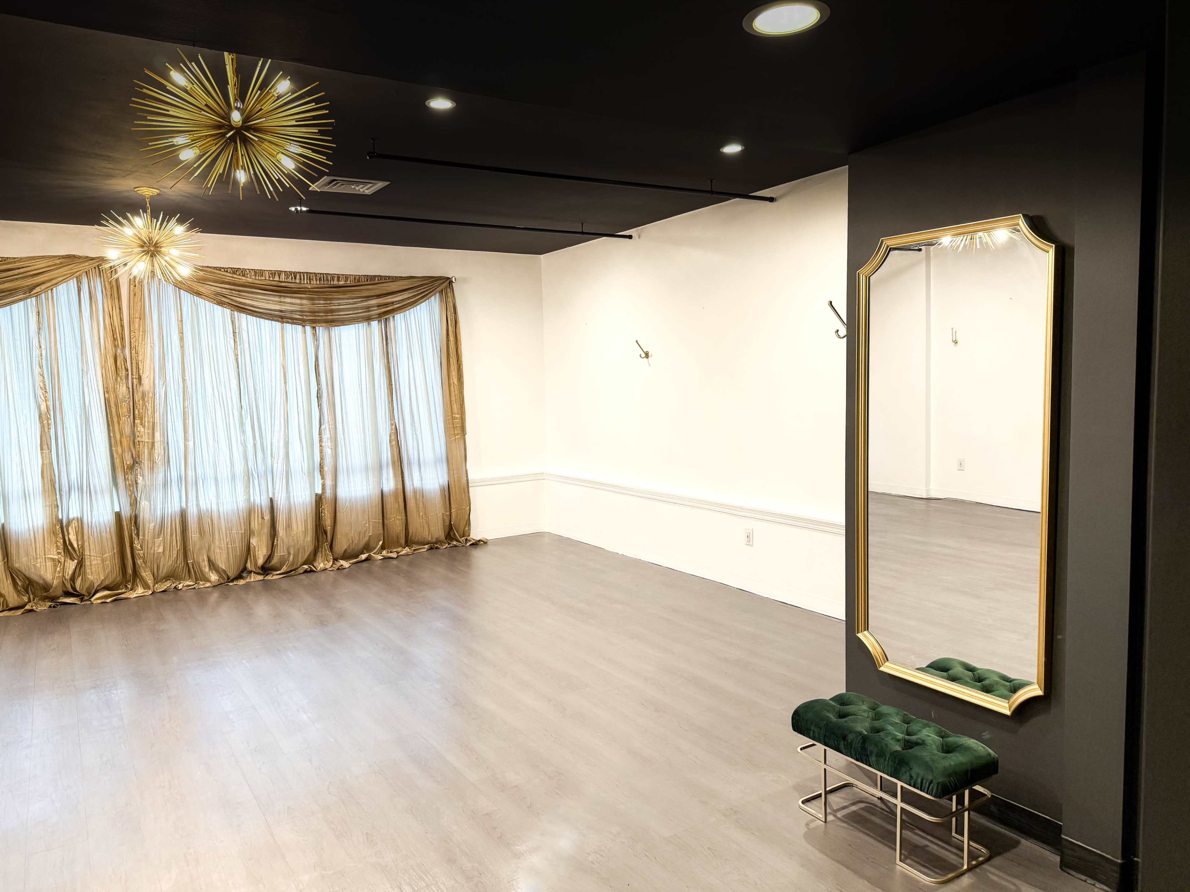 Beautiful Boutique Lounge Image in South Tacoma, Tacoma, WA