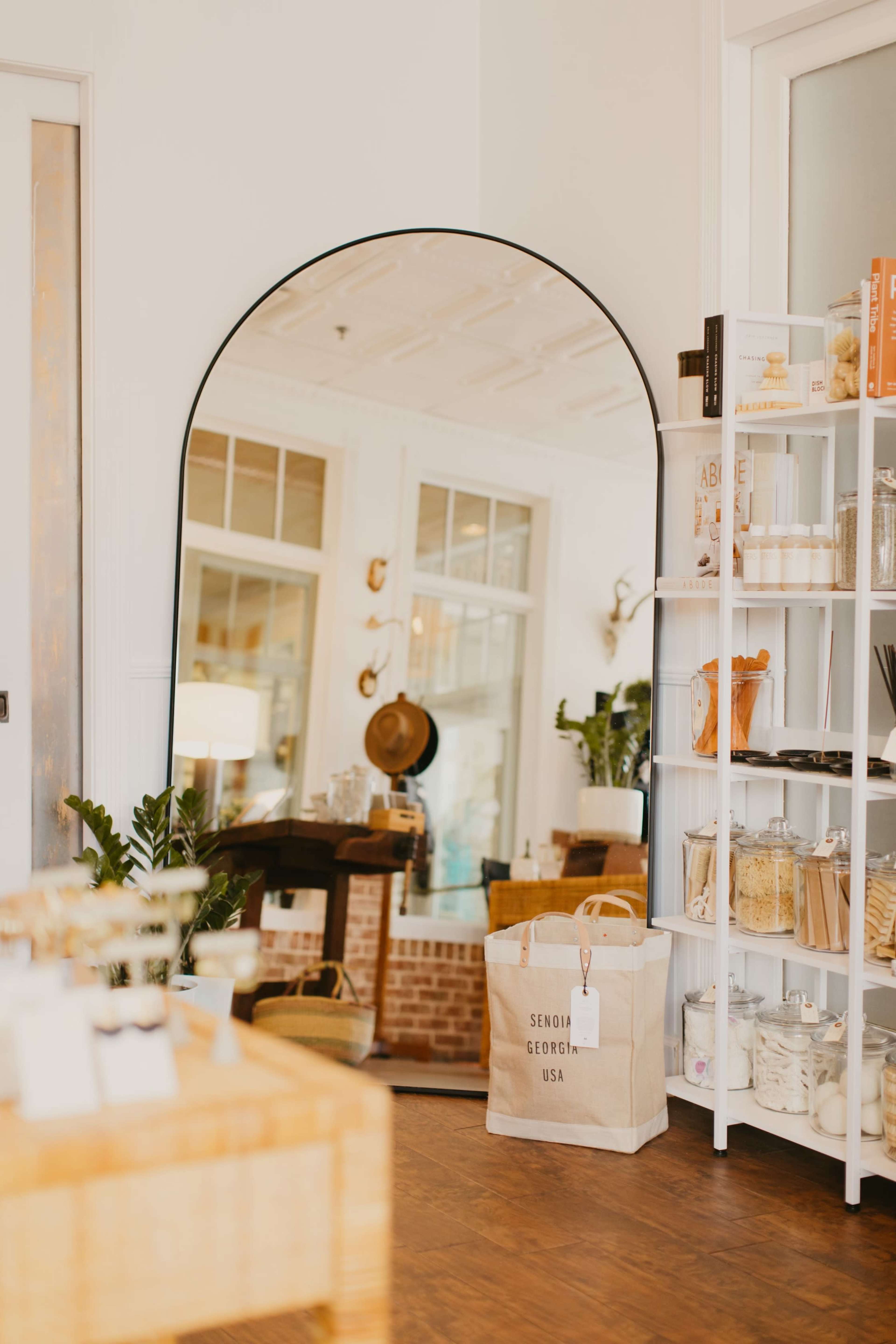 Minimalist Main Street Retail Space Image in Senoia, Senoia, GA