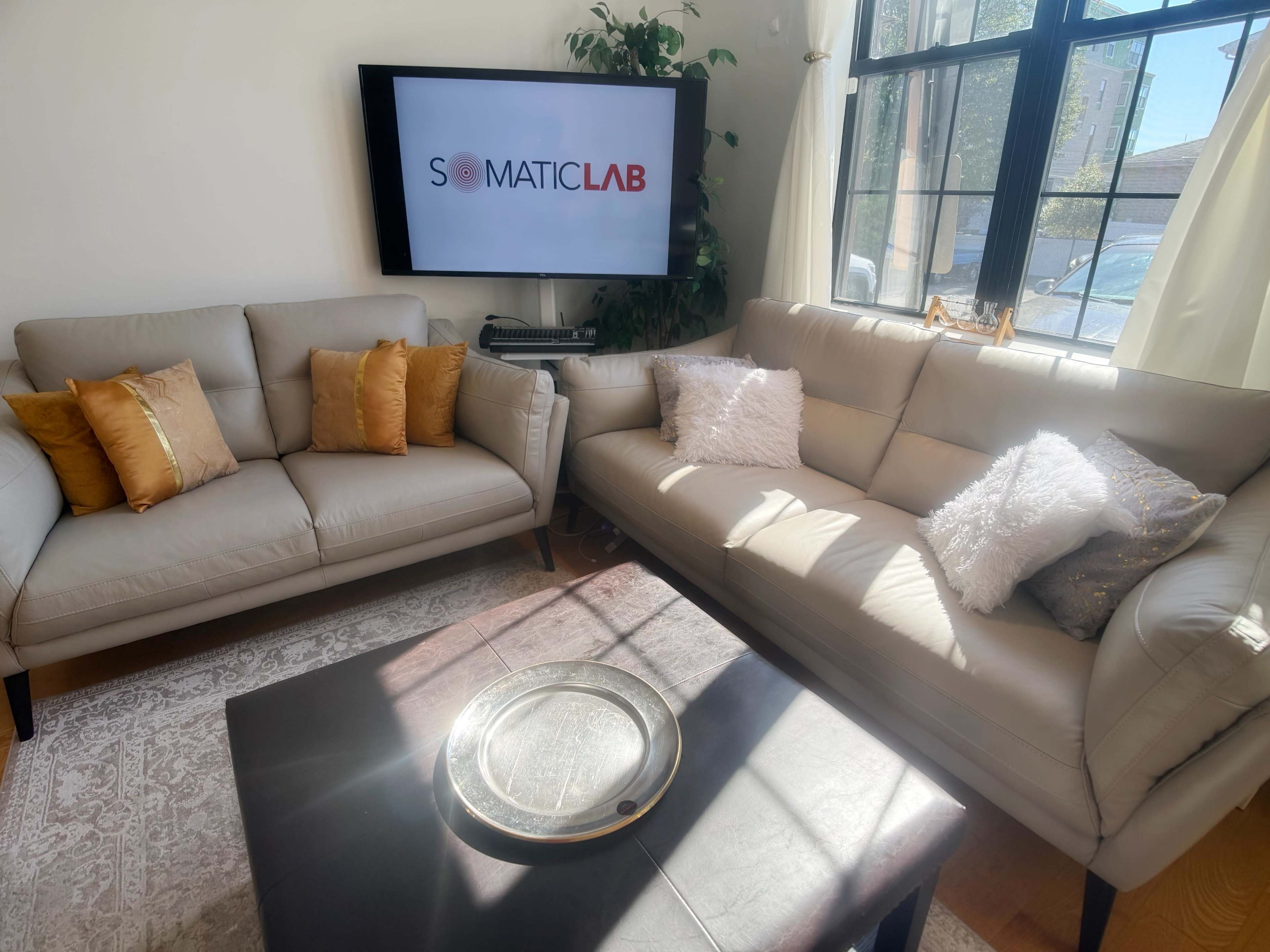 Industrial Loft for Photo/Video, Podcast, Music Recording, and Events Image in Union, Union, NJ