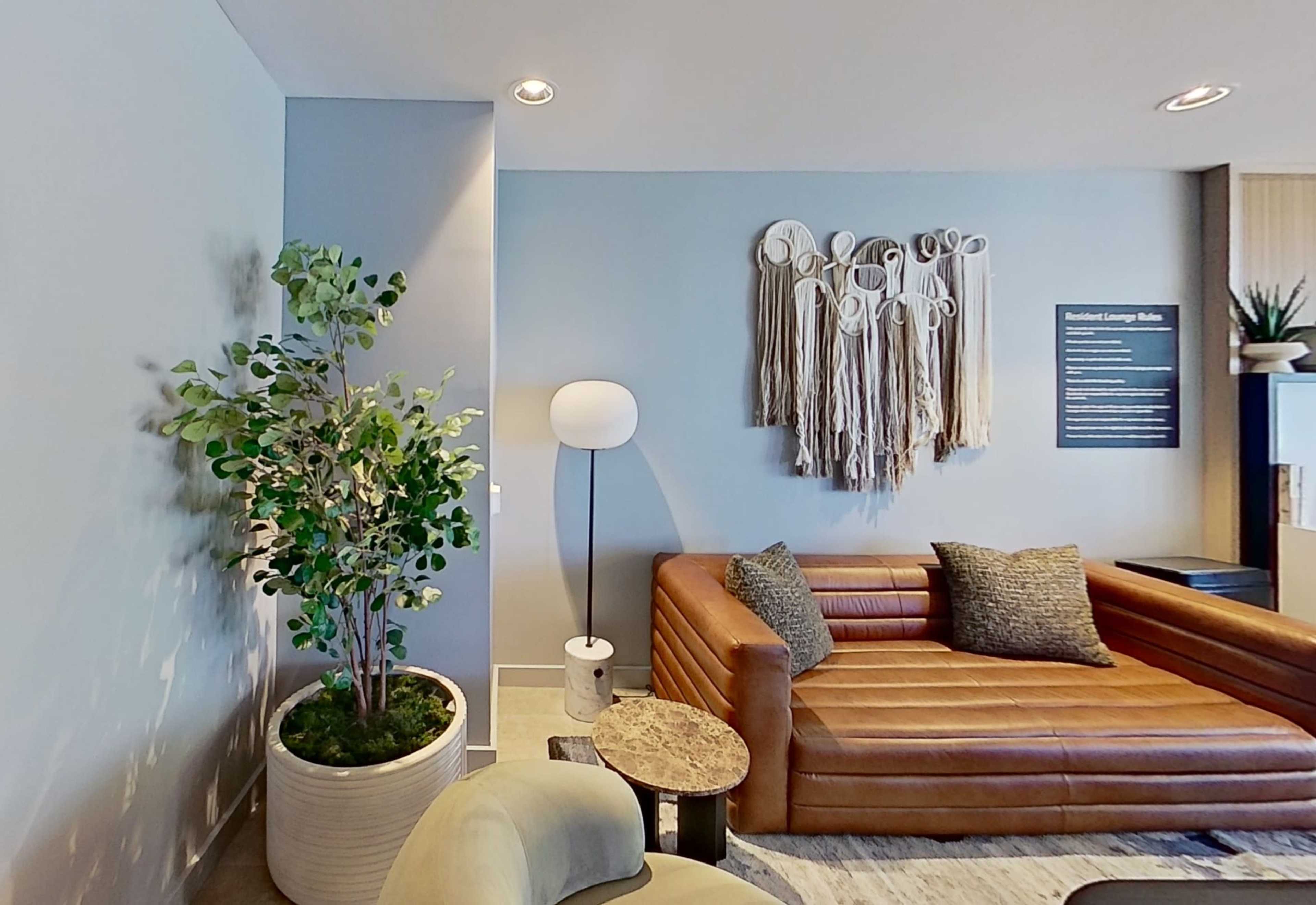 Modern Lounge located in Redmond! Image in Overlake, Redmond, WA