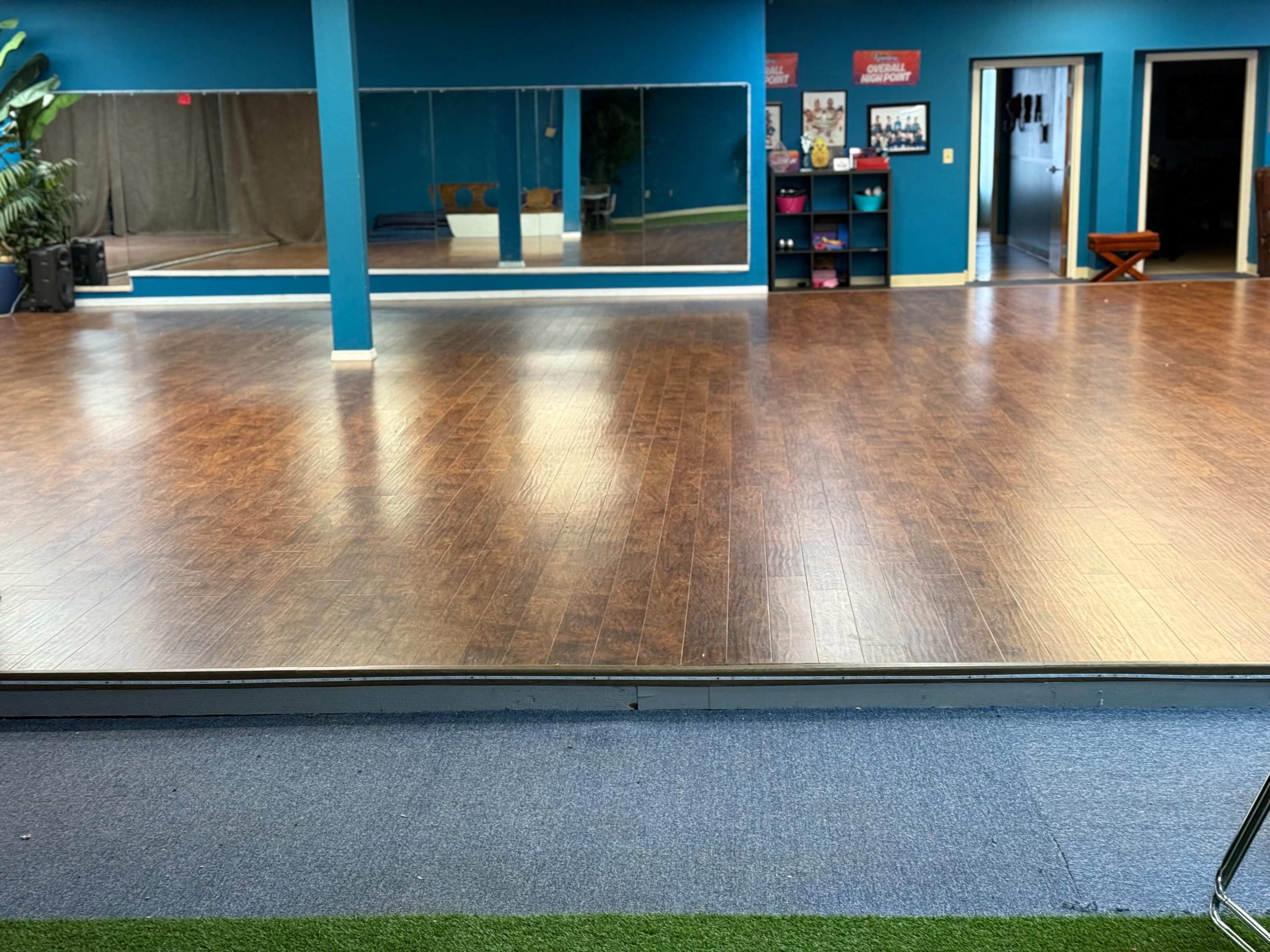 Medium Versatile Event Space for Dance, Parties, and Celebrations Image in Belvedere Park, Decatur, GA