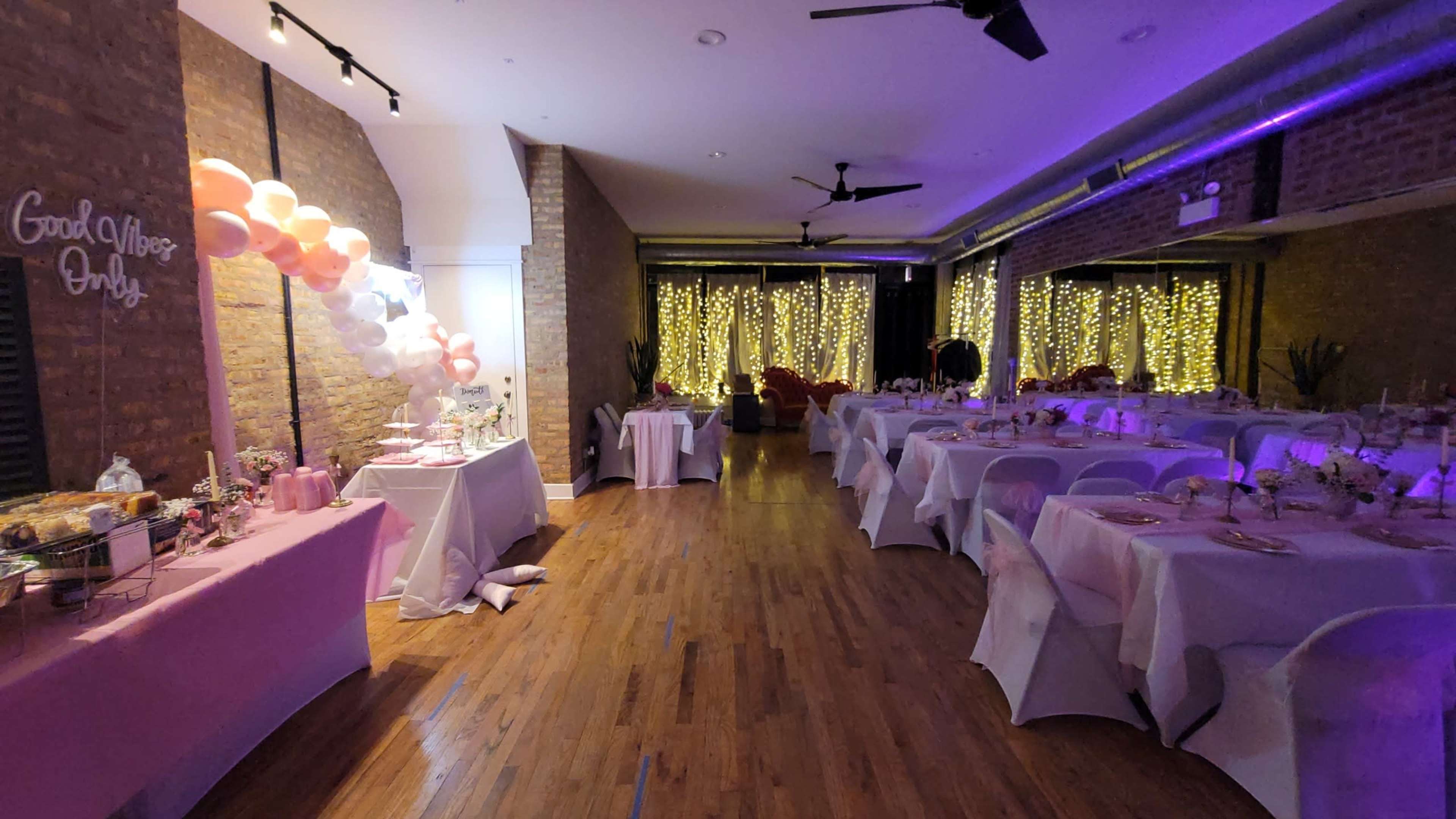 Creative Studio Space Image in Portage Park, Chicago, IL