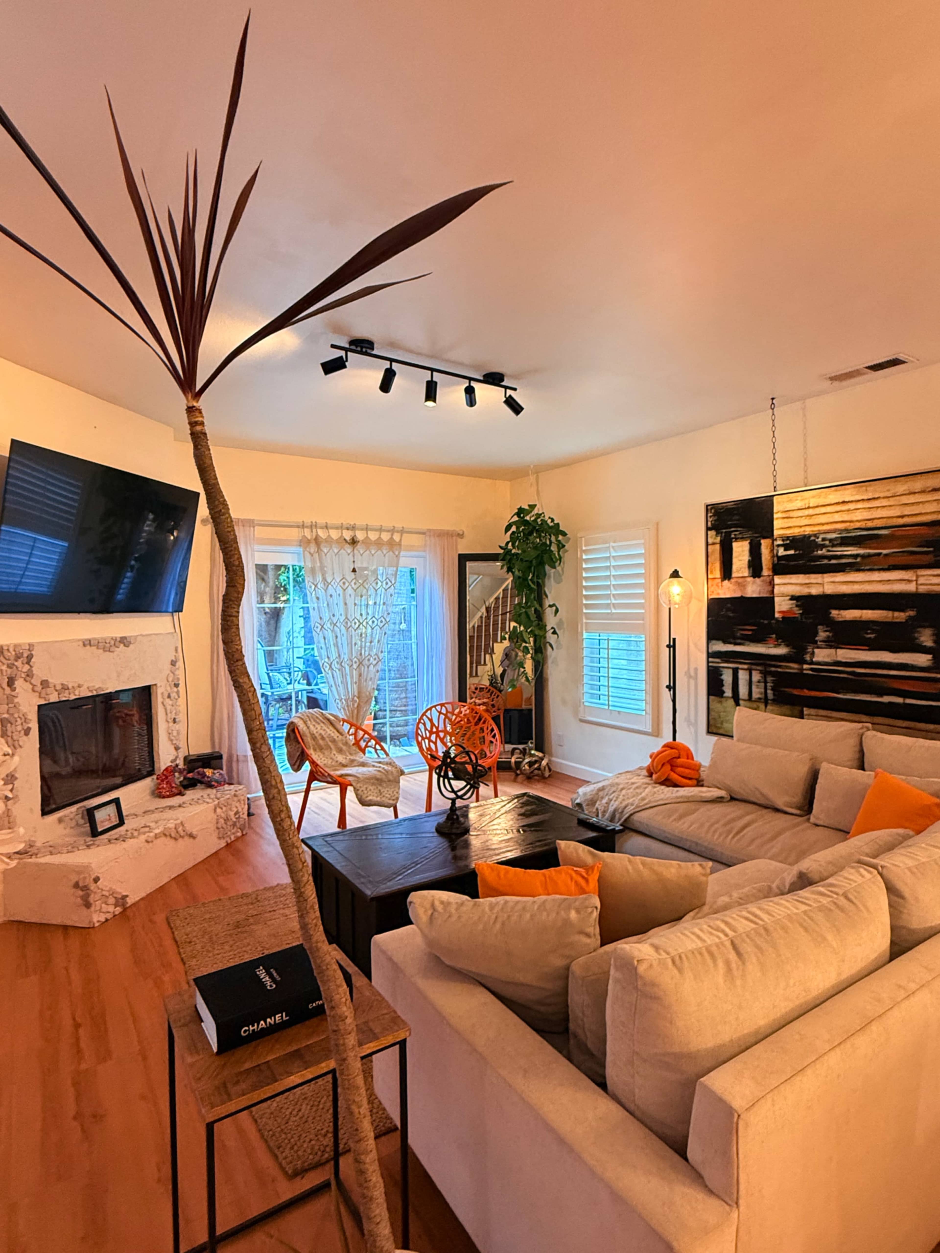 Val Villas California Image in Hawthorne, Hawthorne, CA