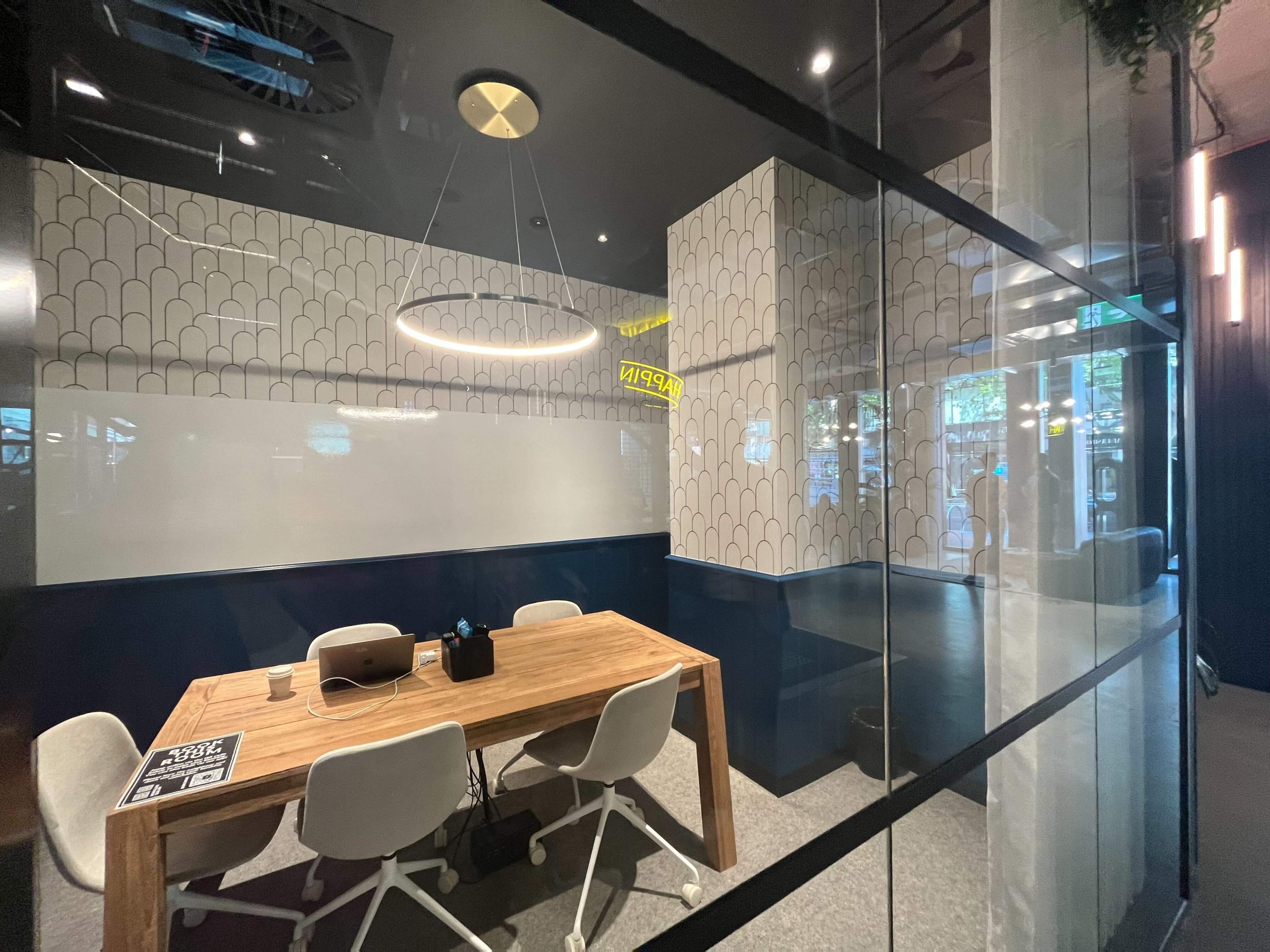 5 Seater Meeting Room in Collingwood Image in Collingwood, Collingwood, VIC