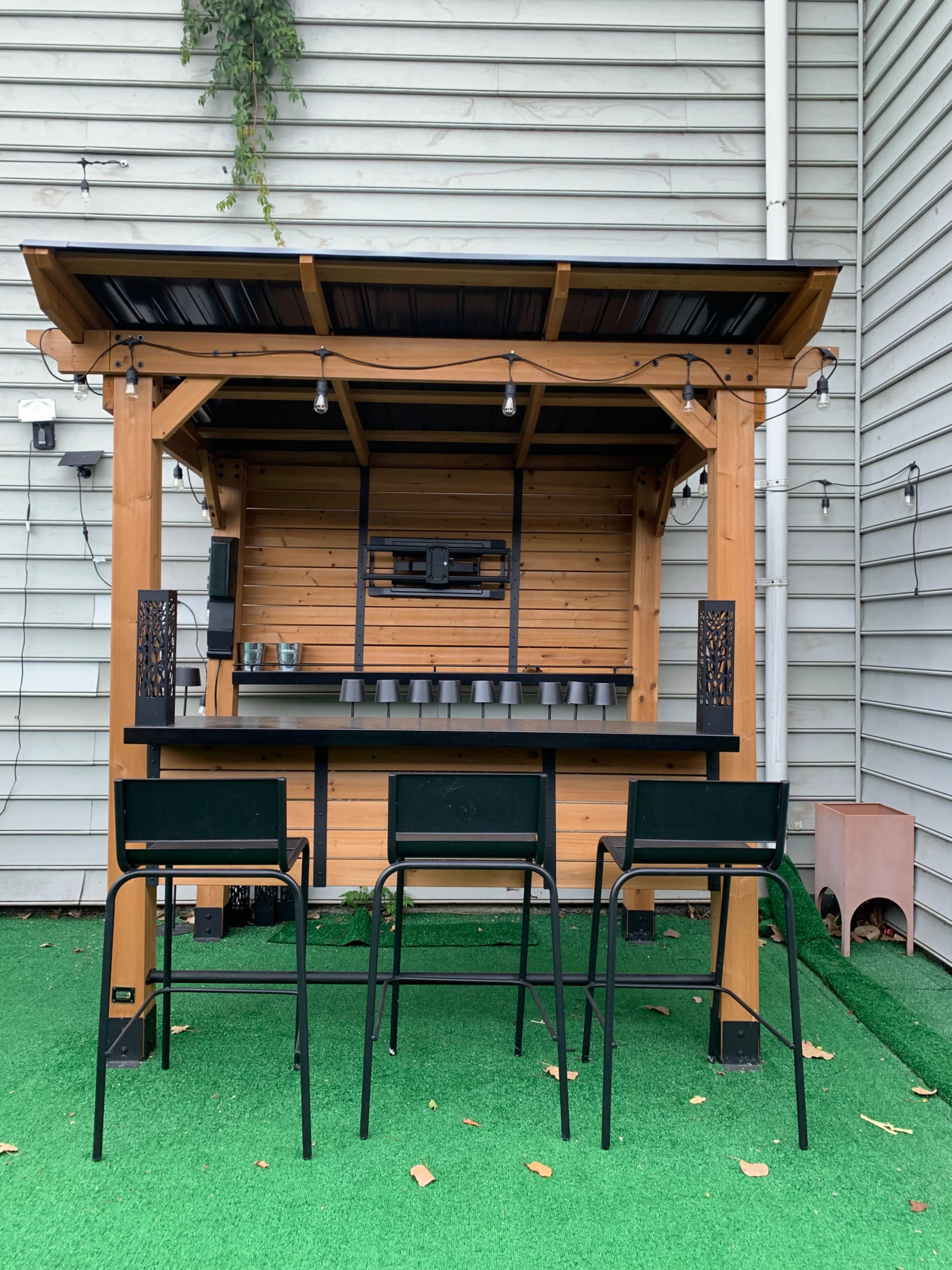 Stylish Patio Space Perfect for Brunches, Weddings & Celebrations Image in Cherry Hill, Baltimore, MD