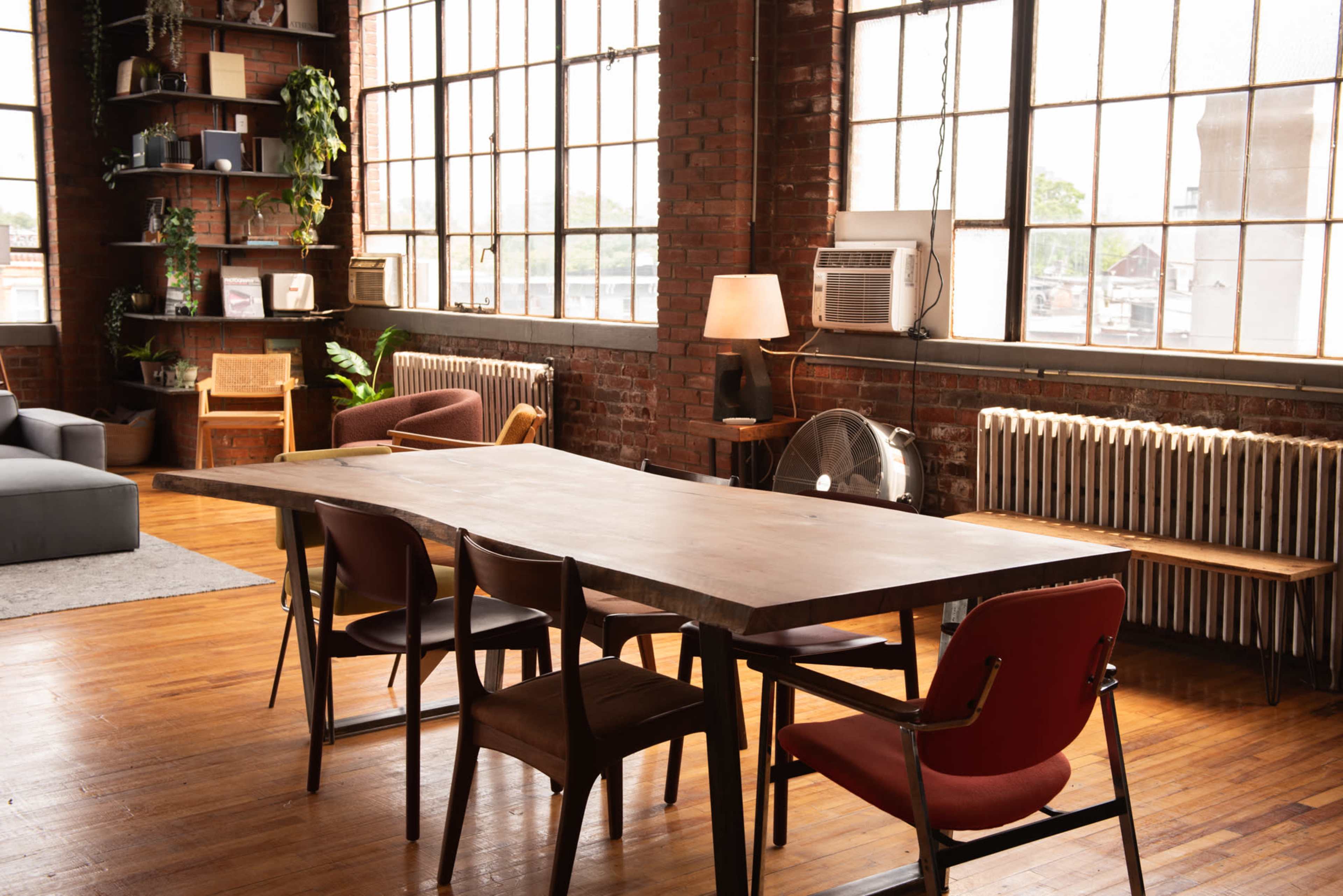 Exposed Brick Studio with Natural Light – Perfect for Filming, Photoshoots, & Content Creation Image in Niagara, Toronto, ON