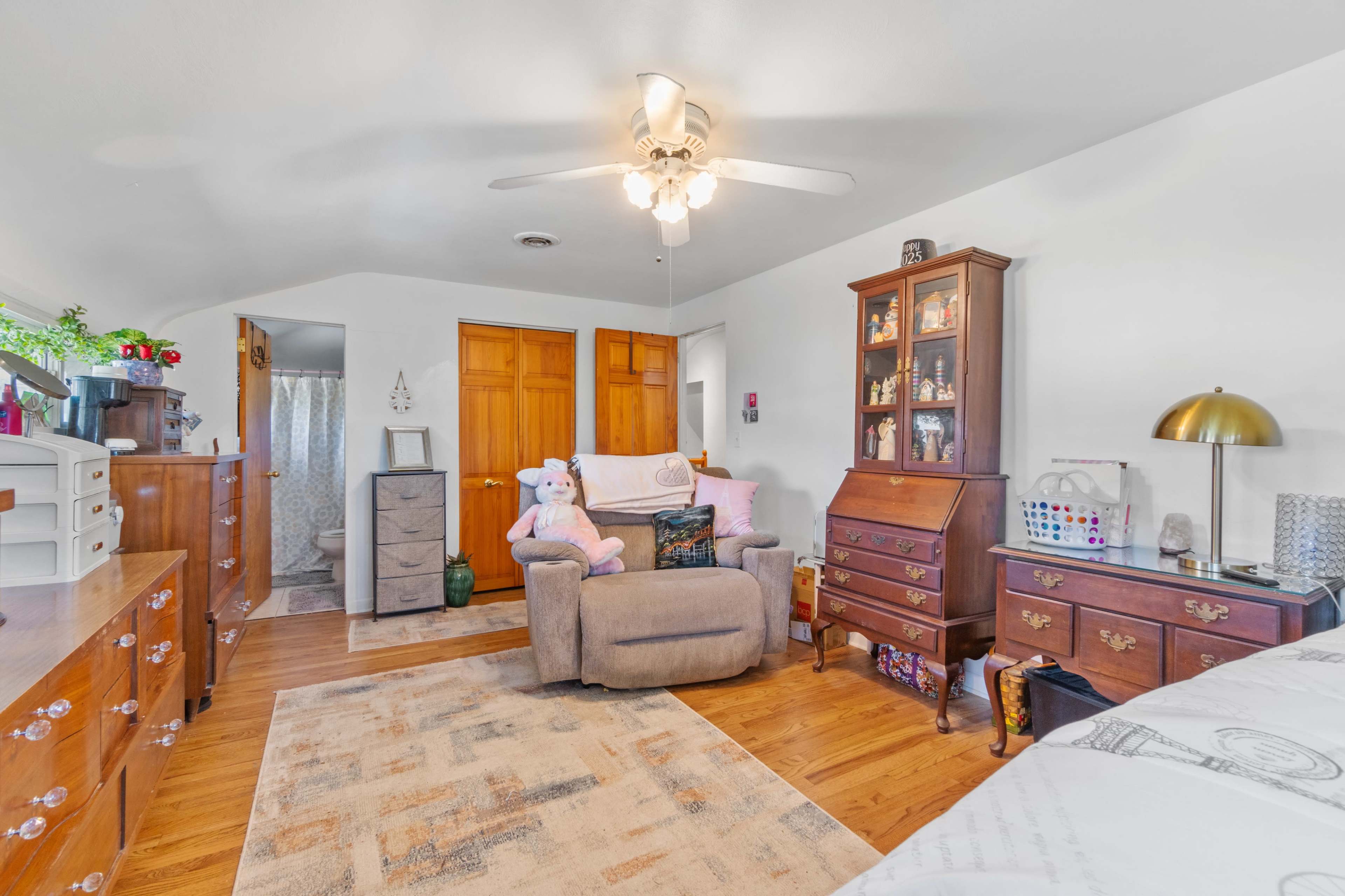 3 bed/3 bath one mile from the Open Image in East Oakmont, Verona, PA