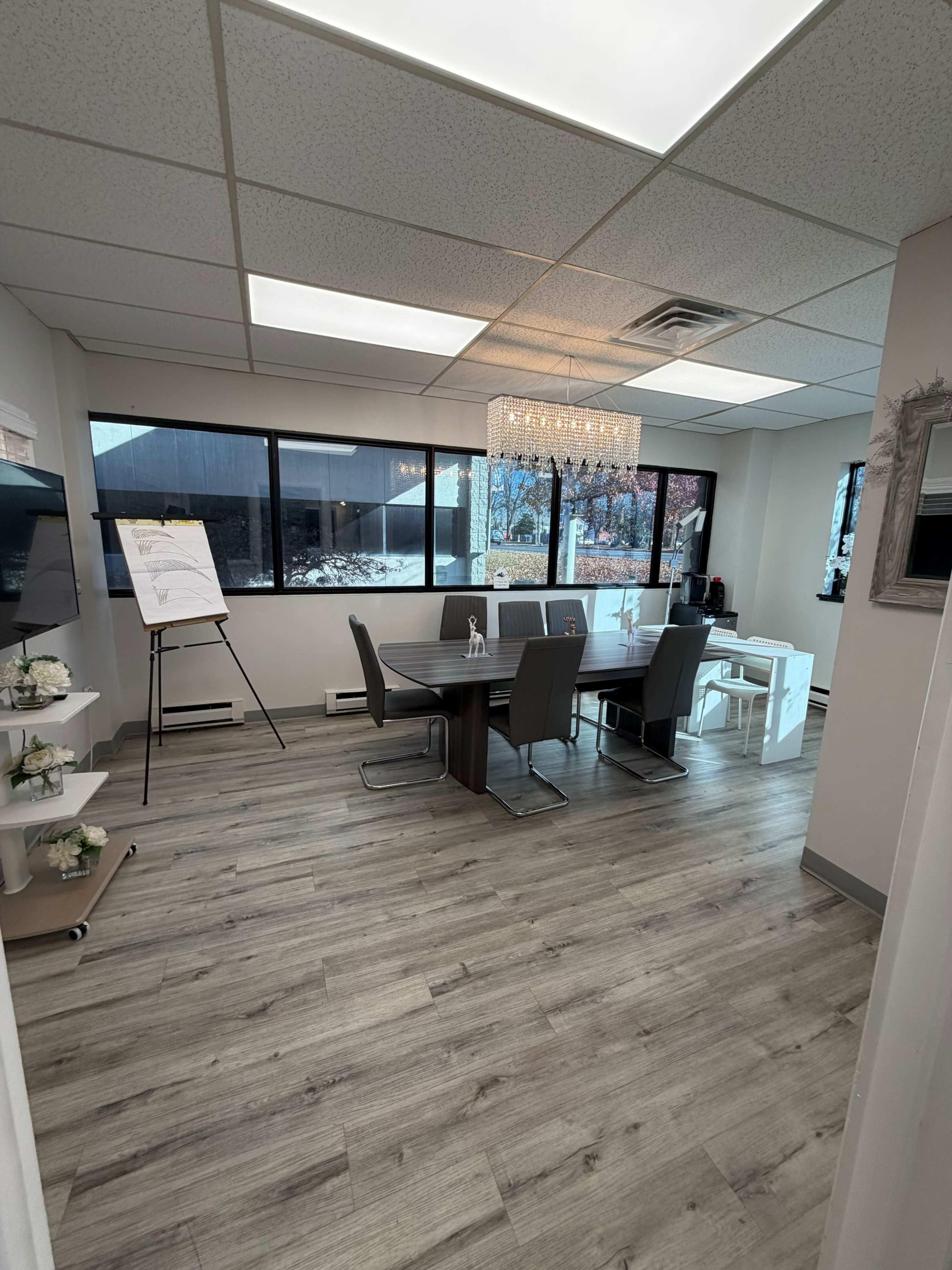 Elite Minimalist-Chic Suite for 12 | Luminous & Modern Image in Rahway, Rahway, NJ