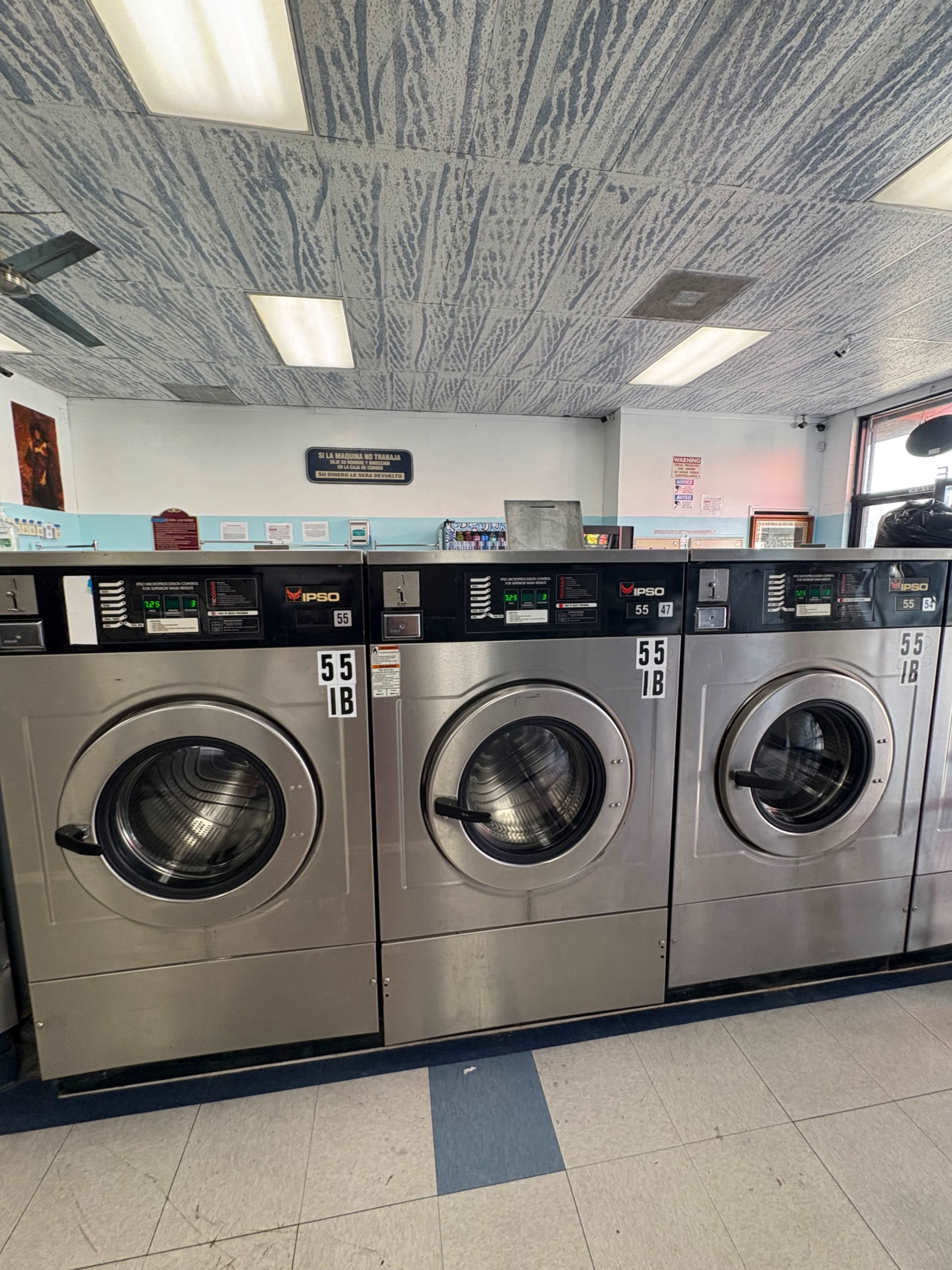 Equipped machines, walls freshly painted, floor always clean Image in Echo Park, Los Angeles, CA