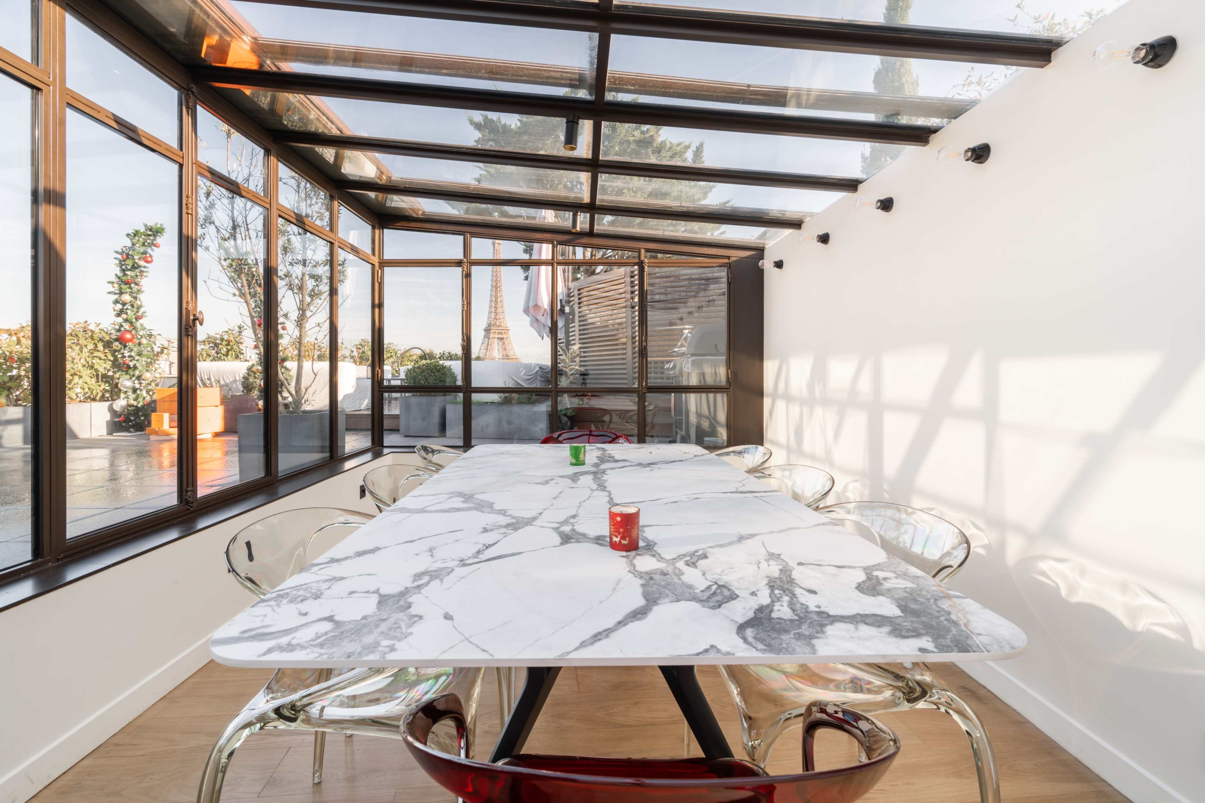 Splendide Appartement Rooftop Jacuzzi Vue Tour Eiffel Image dans Passy, Paris, 