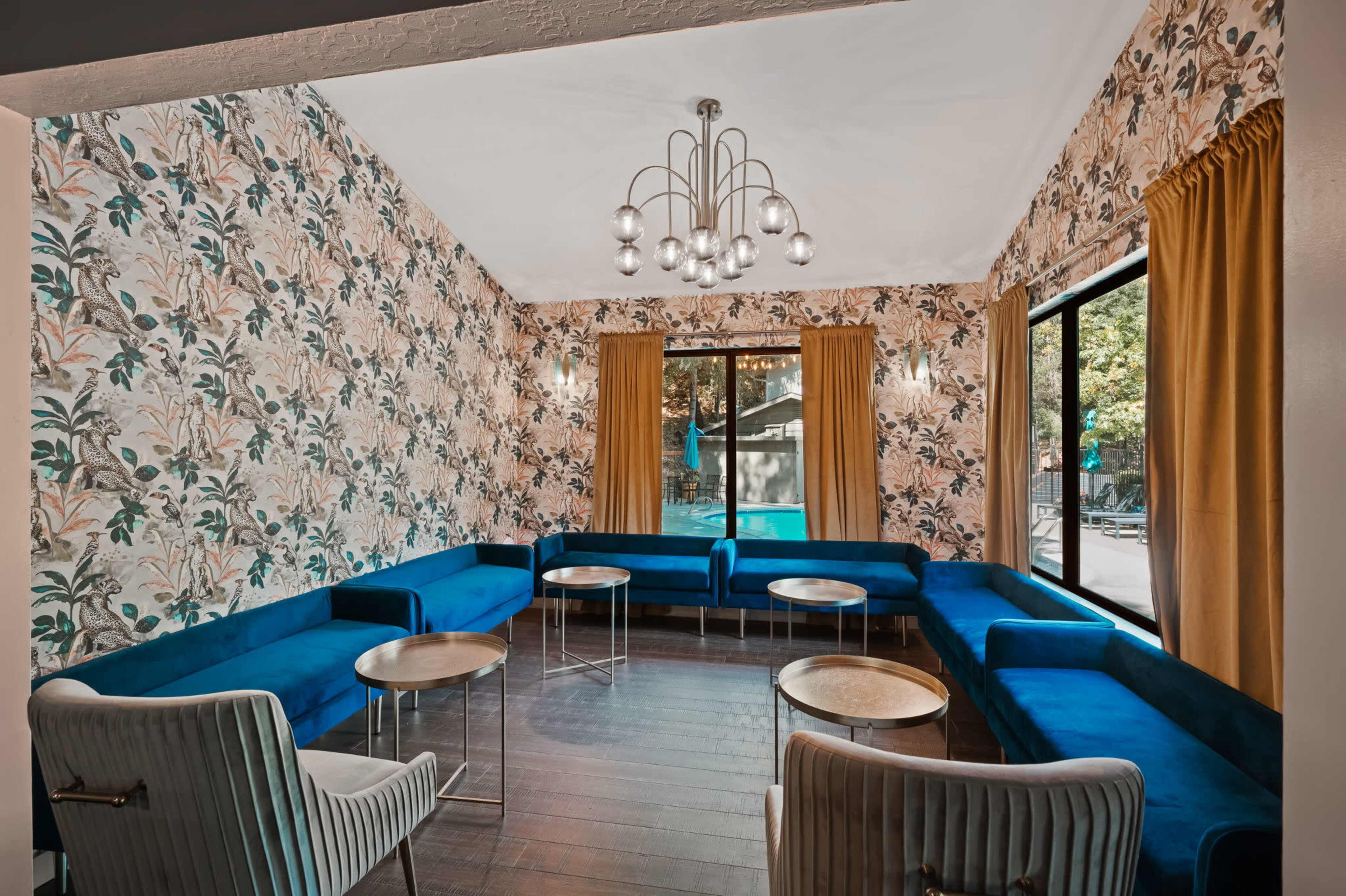 The Parlour House at the Fainting Couch:Your Maximalist Boutique Hotel Image in , Cobb, CA