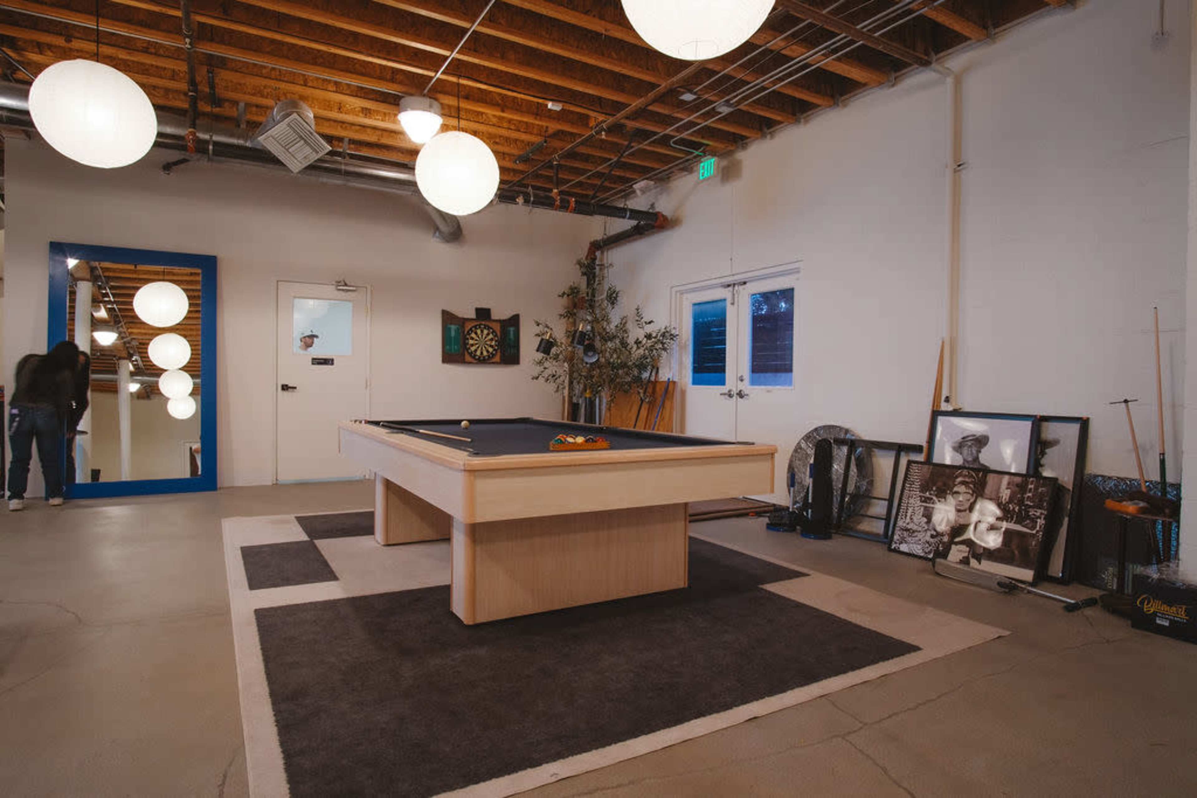 Prestige Studios — Mid-Century Photo/Film Studio with Natural Light, Pool Table, Ping Pong Table Image in Northridge, Northridge, CA