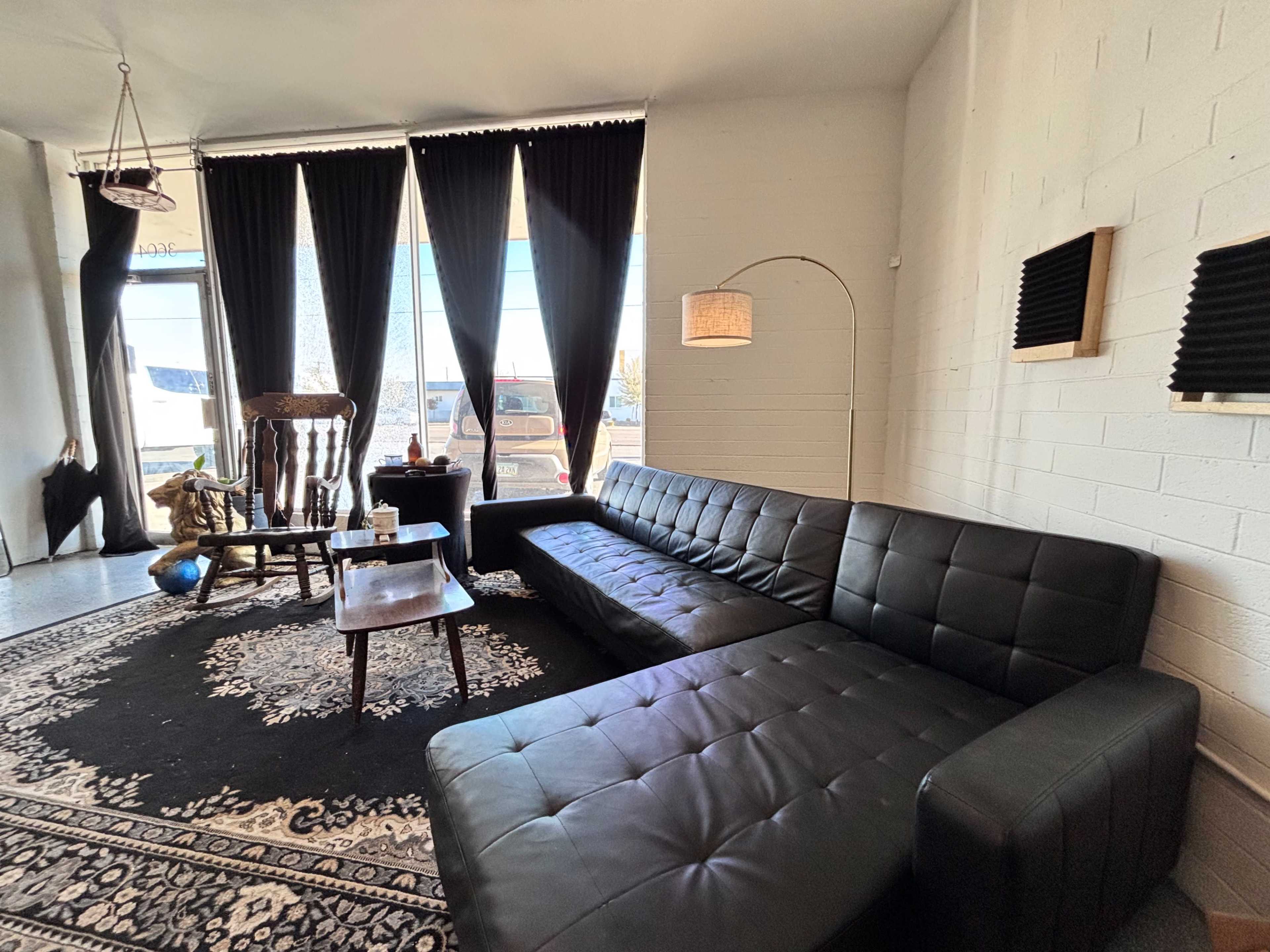 Creative Suite Phoenix Image in Encanto Village, Phoenix, AZ