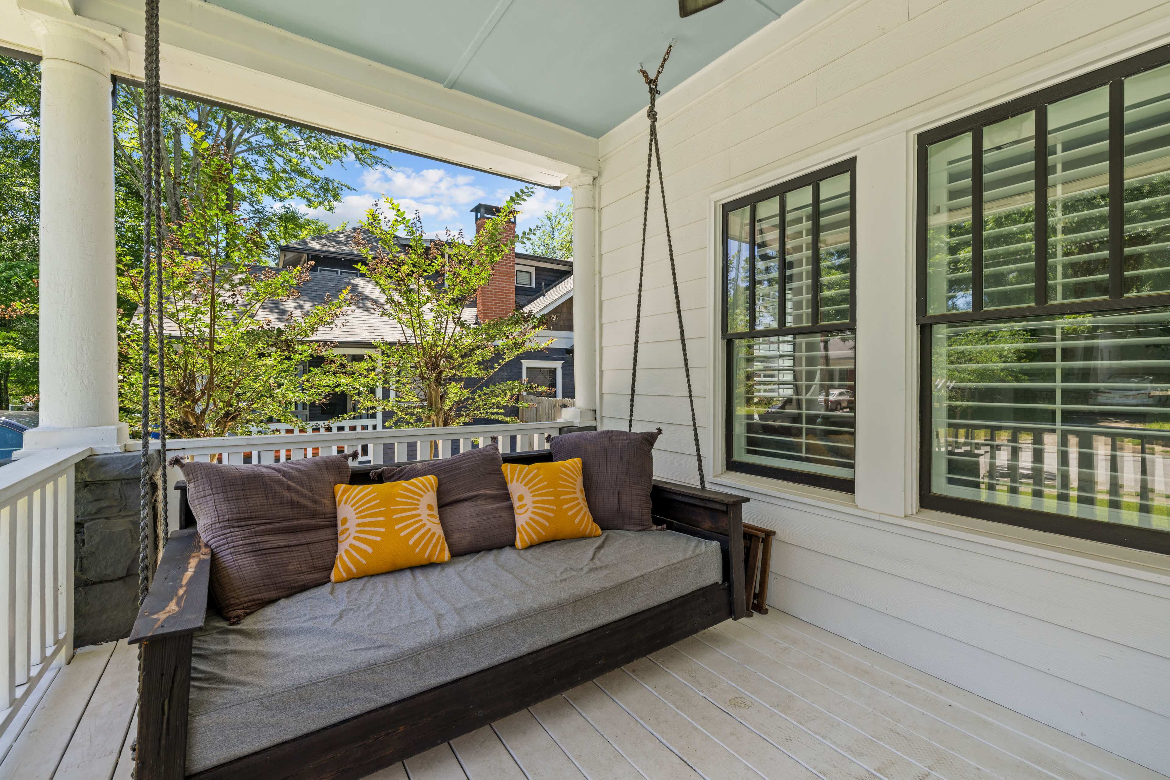 Buttersworth Mansion in Georgia Image in Westview, ATLANTA, GA