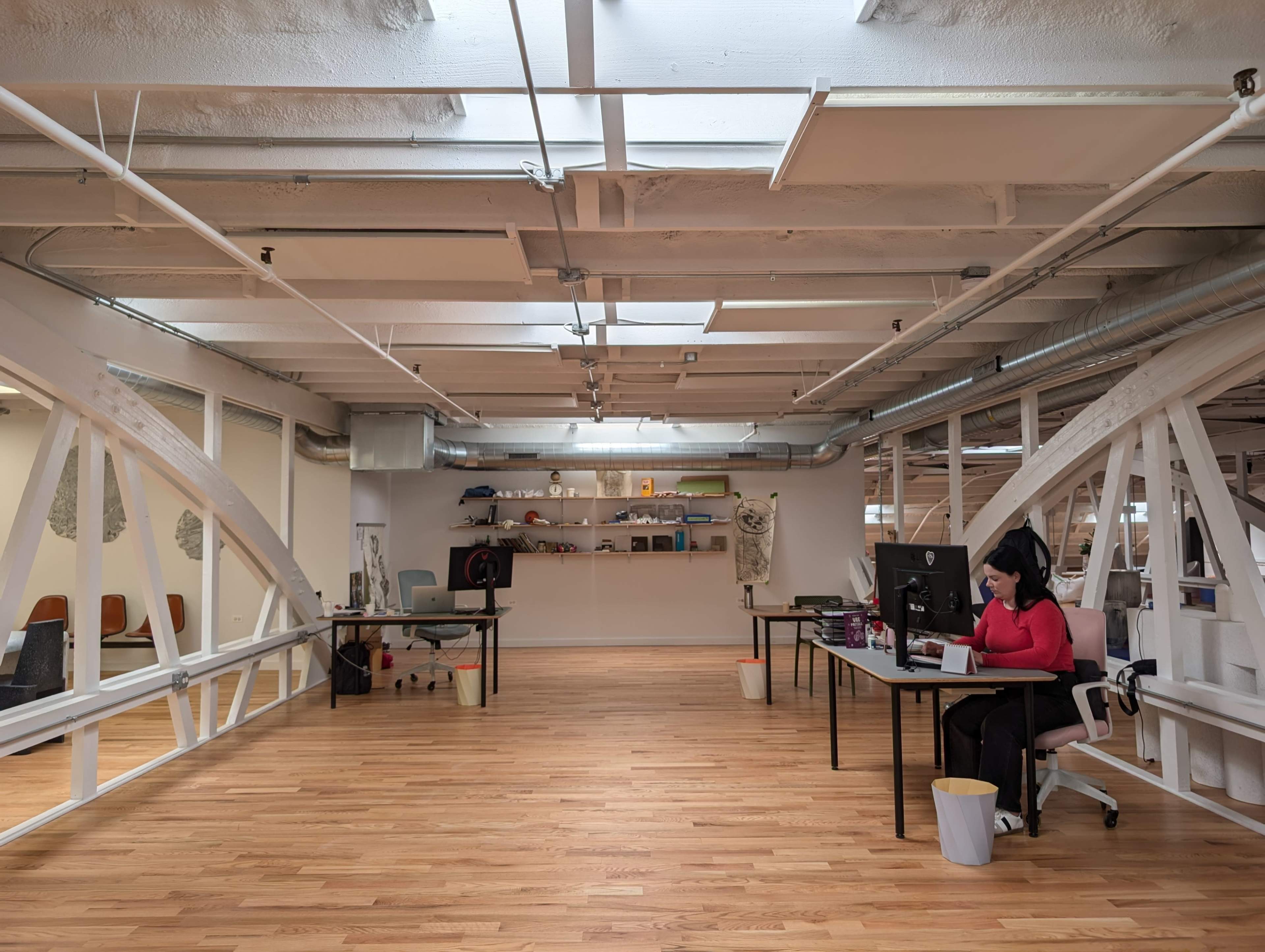 Chicago Bow-Truss Warehouse Image in Albany Park, CHICAGO, IL