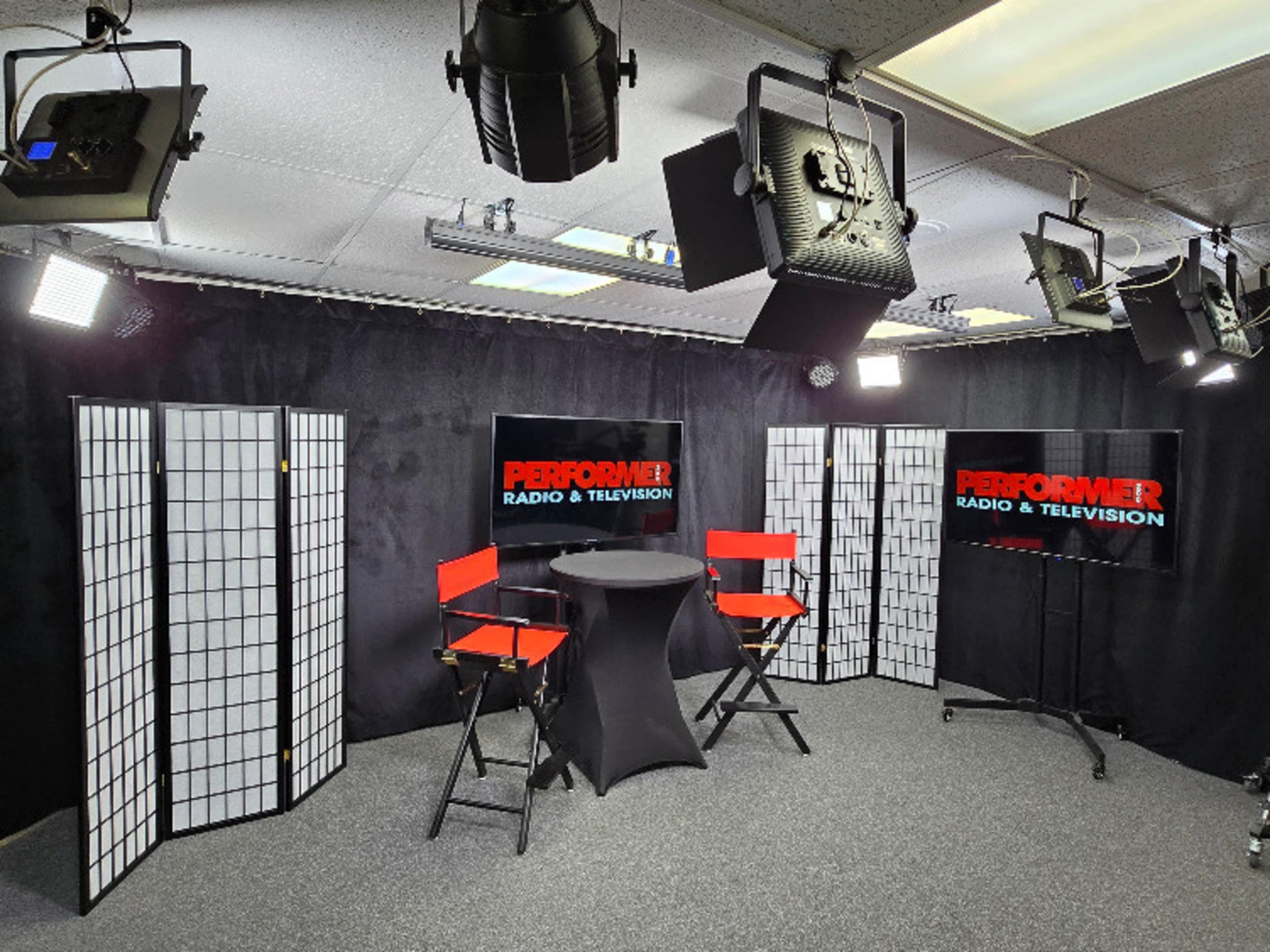 STUDIO A (TV productions without crew & gear)