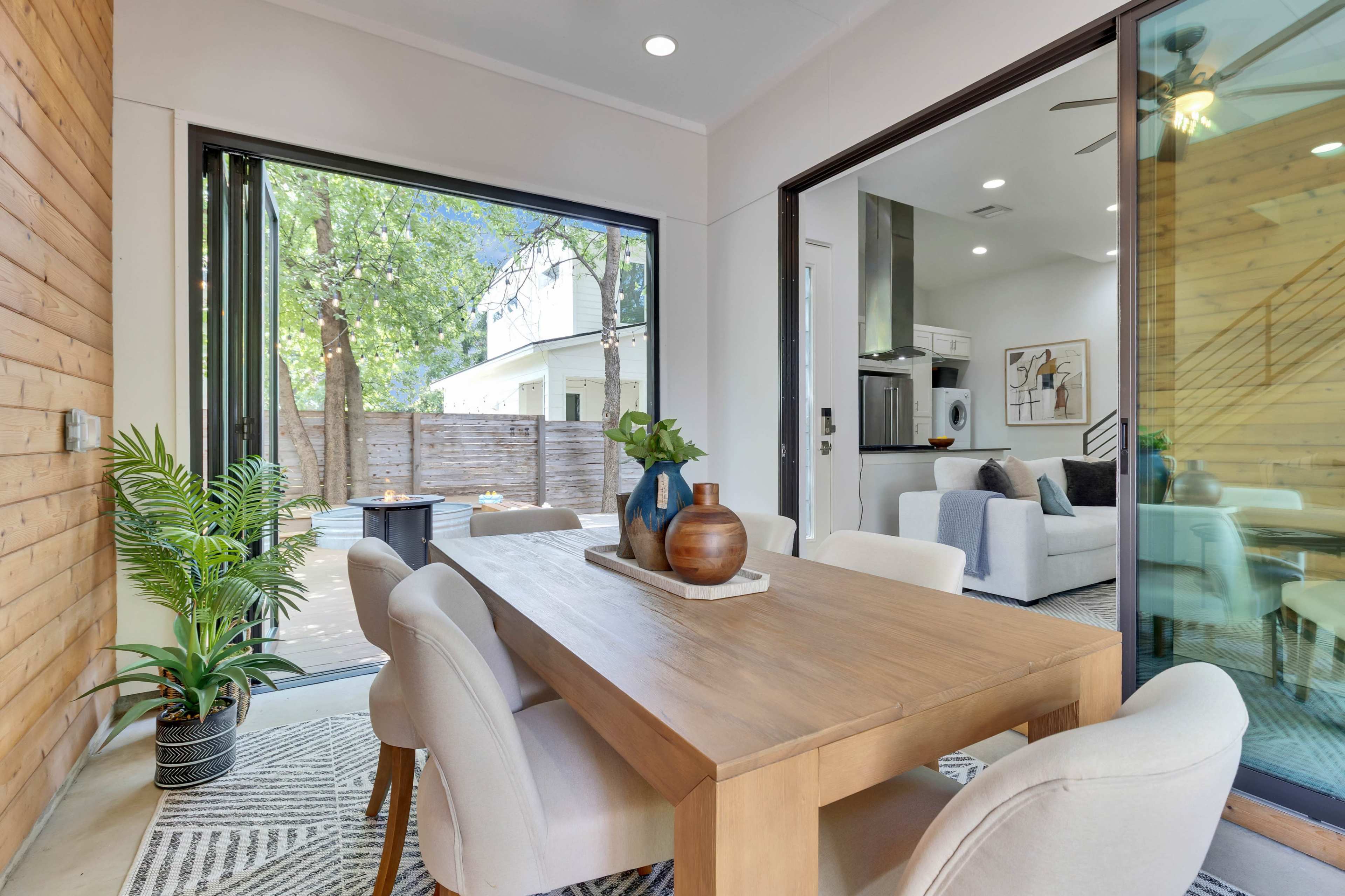 Modern East Austin Professionally Staged House Image in Holly, Austin, TX