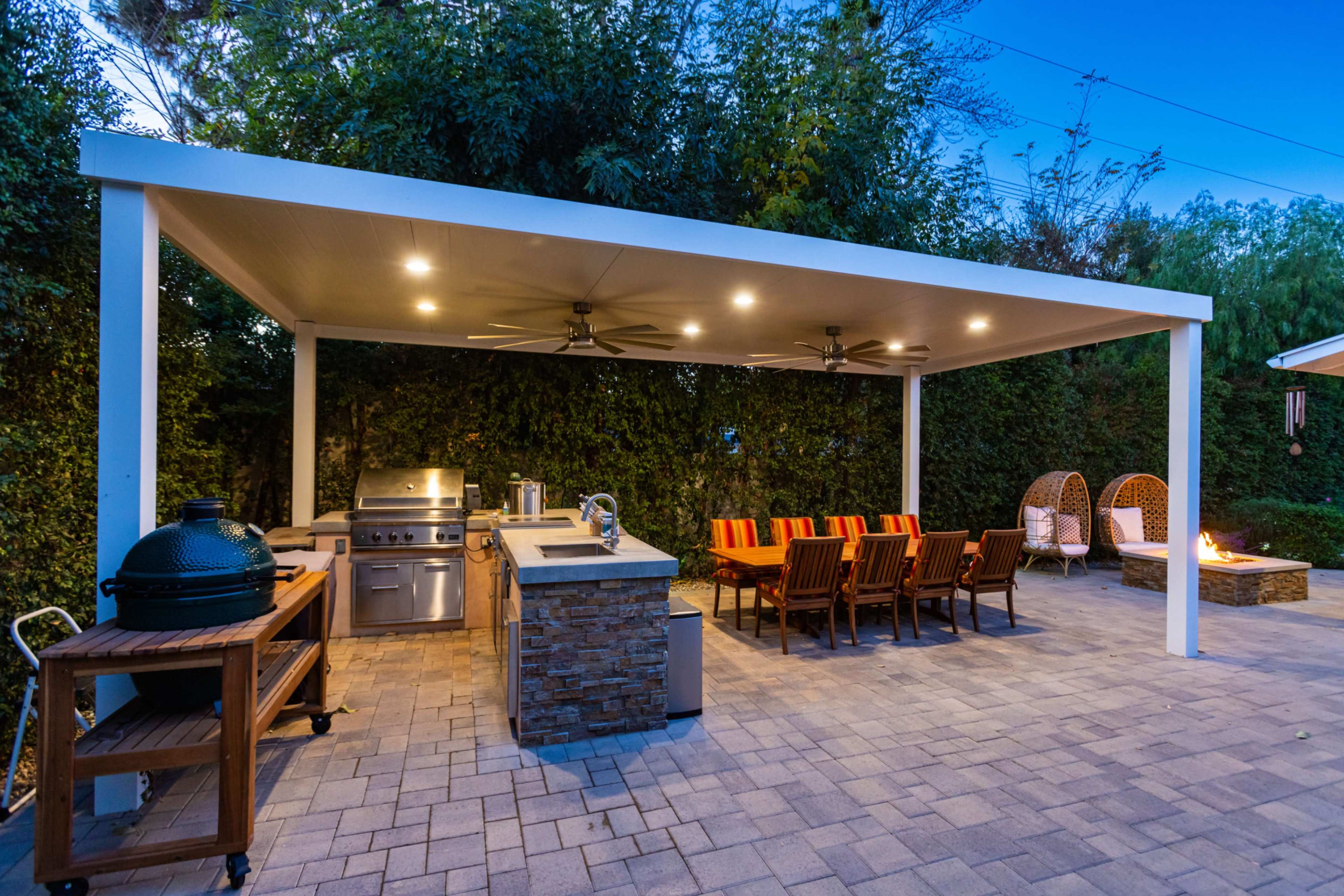 GATED HOME + SPACIOUS YARD | Newly Renovated | Production-friendly Image in Woodland Hills, Woodland Hills, CA