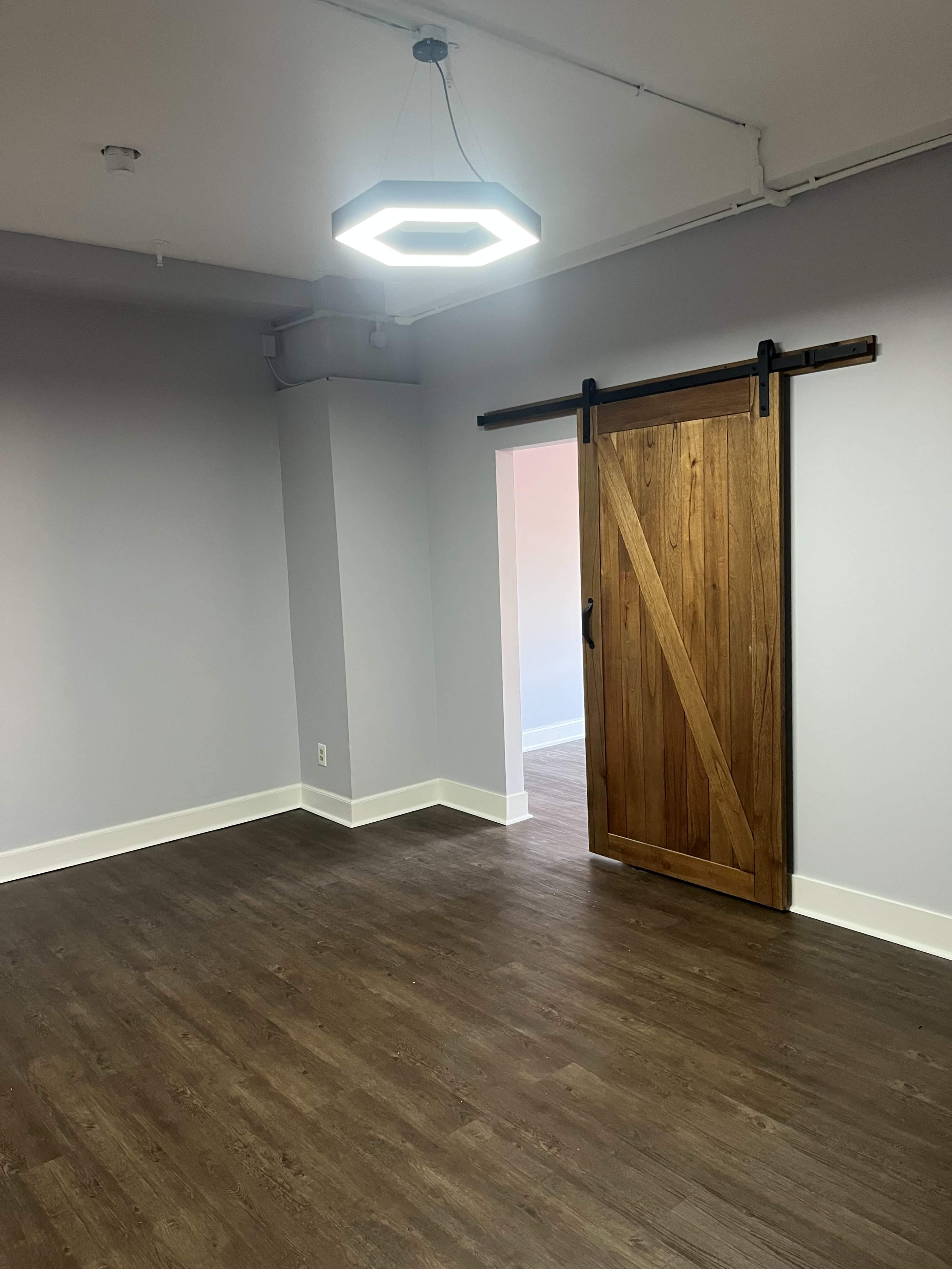 Downtown Photo Studio Suite Image in Downtown, Columbus, OH