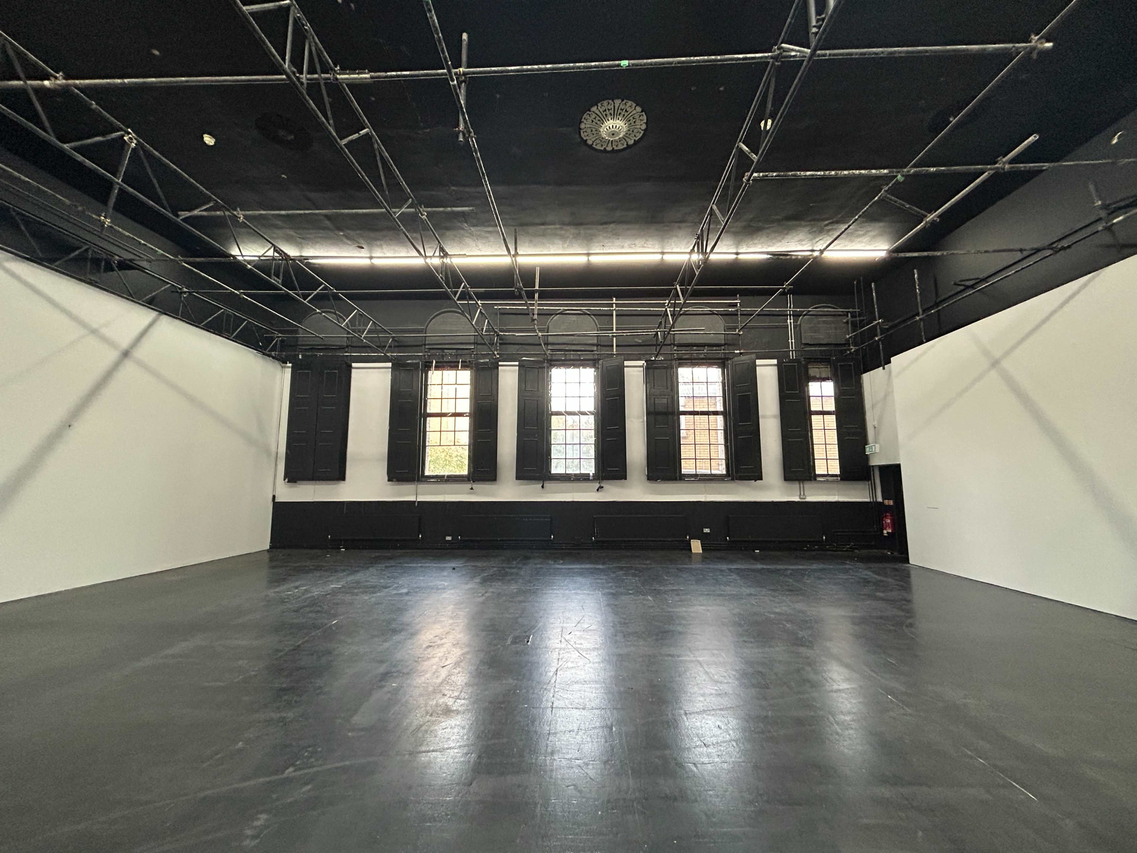 Large multi use room that was once a Sunday School in Chalk Farm, London. The room is located to the rear of an existing Art Gallery Image in London, London, ENG
