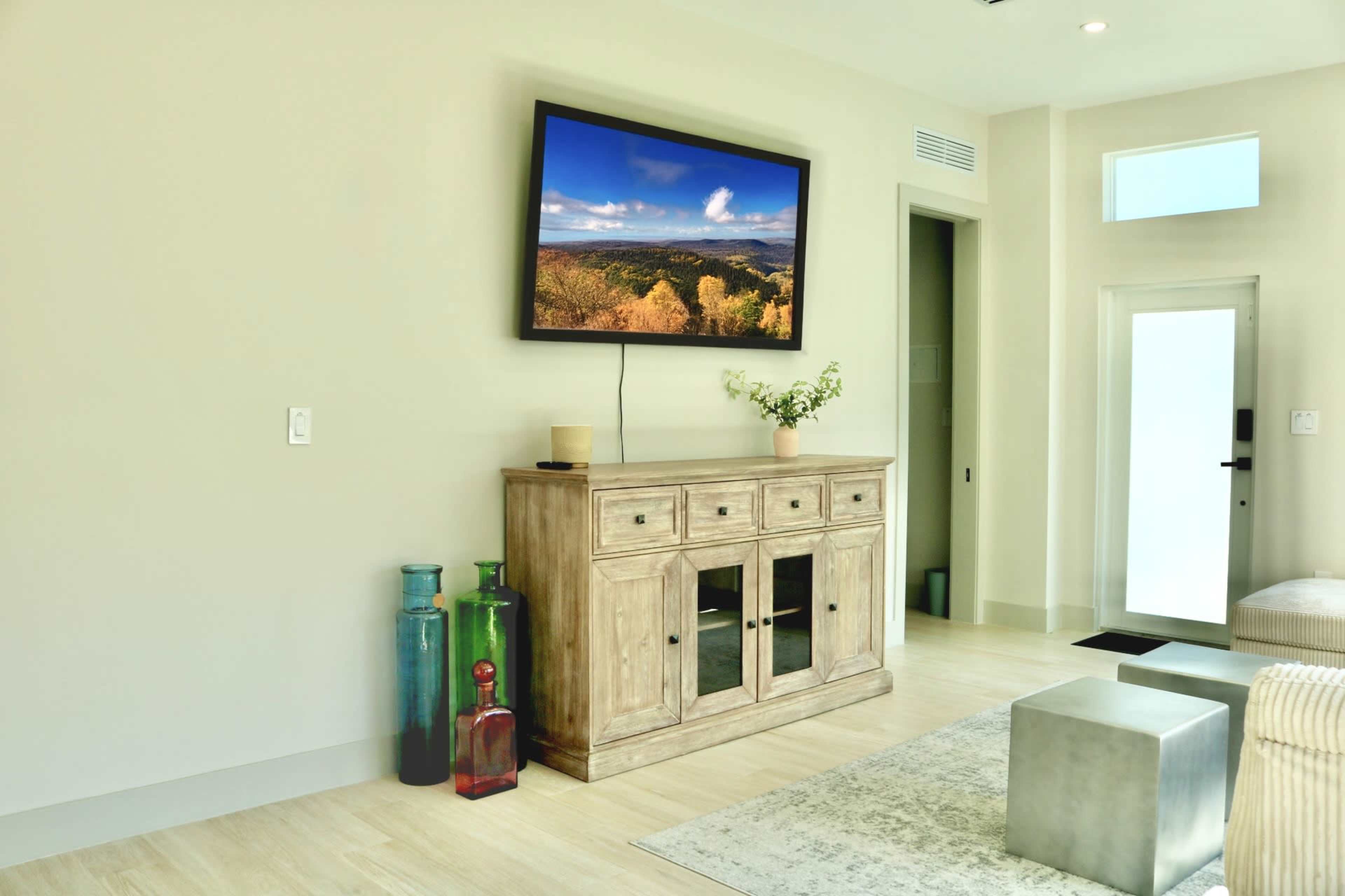 Contemporary Miami Oasis – New Construction with High Ceilings in Central Miami Image in Little Havana, Miami, FL