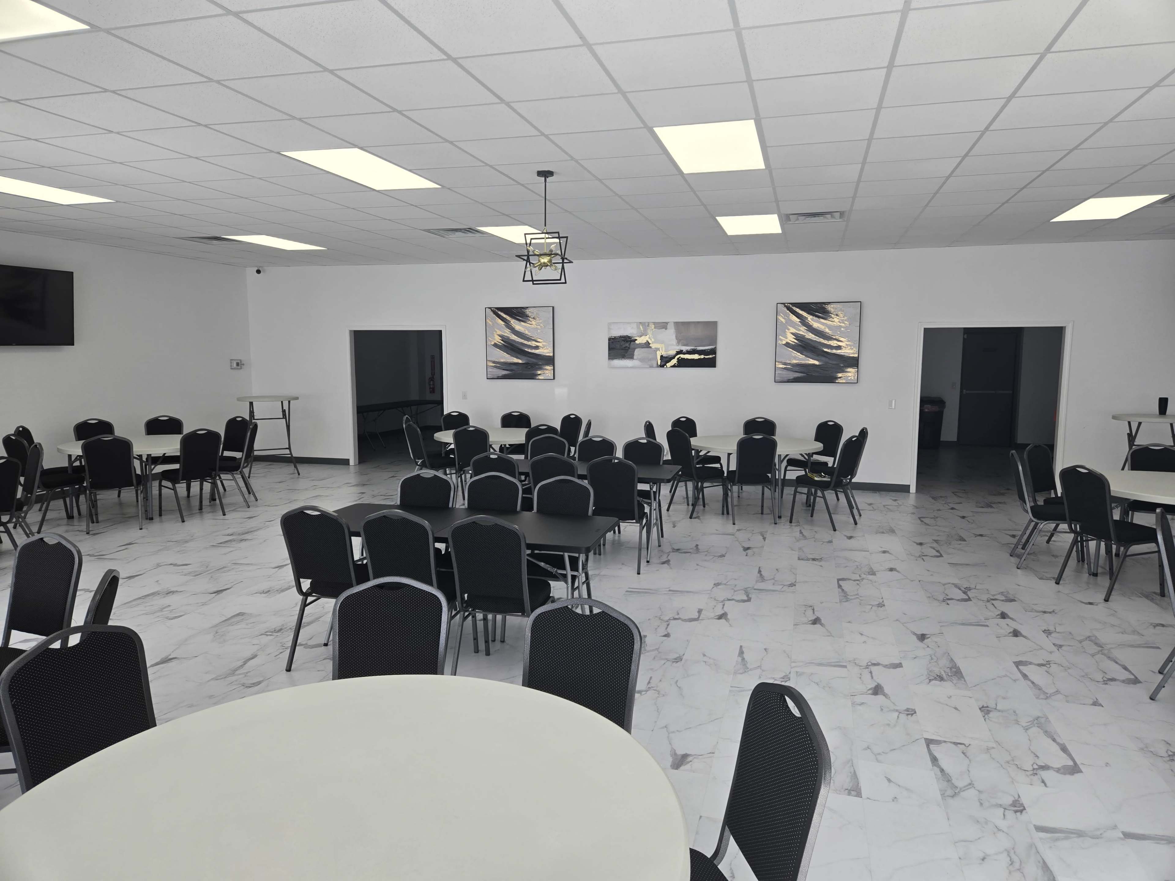 Urban Studio Open Floor Plan Image in Chatham Parkway, Savannah, GA