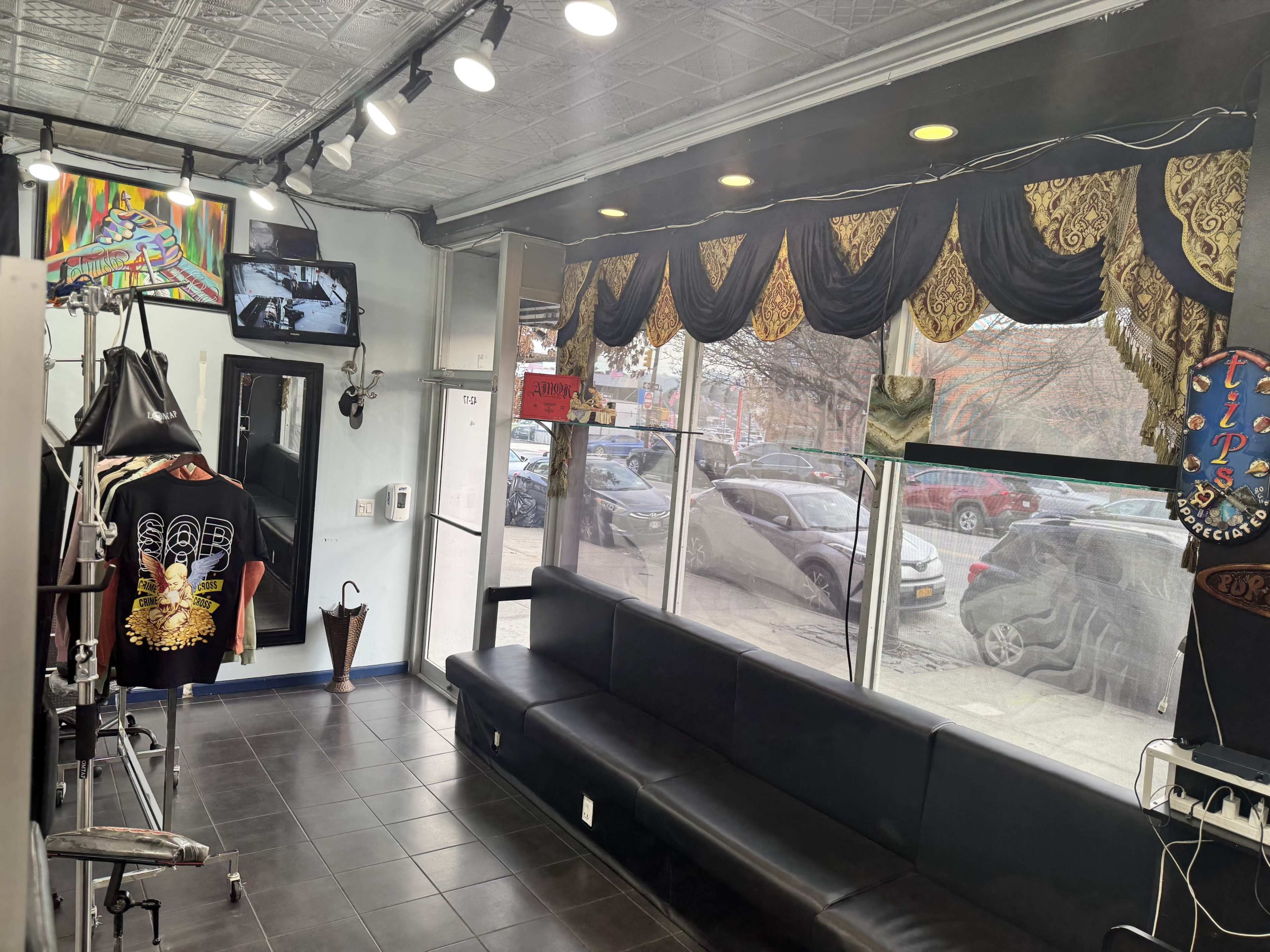 fully equipped studio for rent Image in Astoria, Long Island City, NY