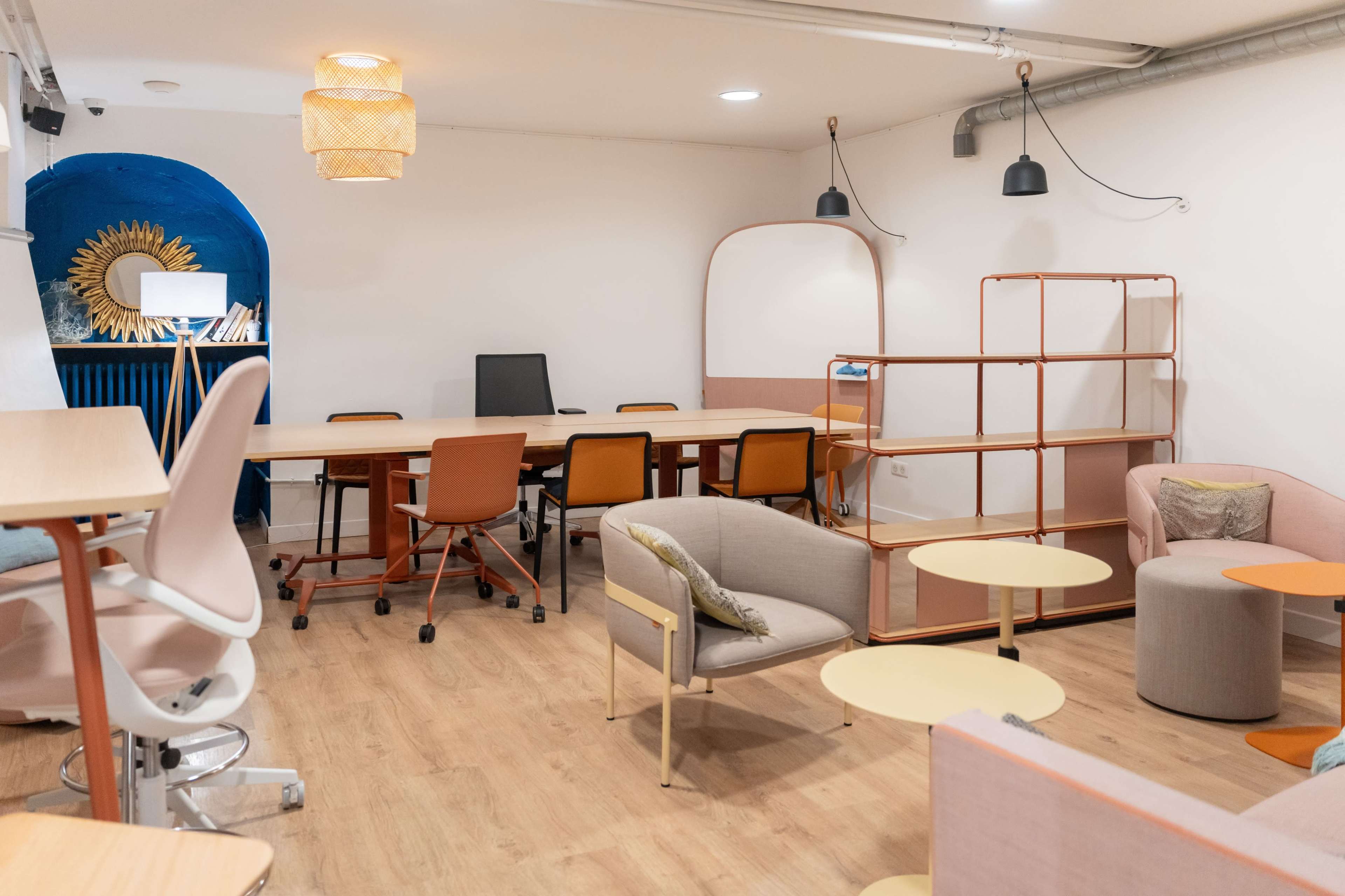 Café coworking chaleureux Image dans Terreaux - Bat d'argent, Lyon, 
