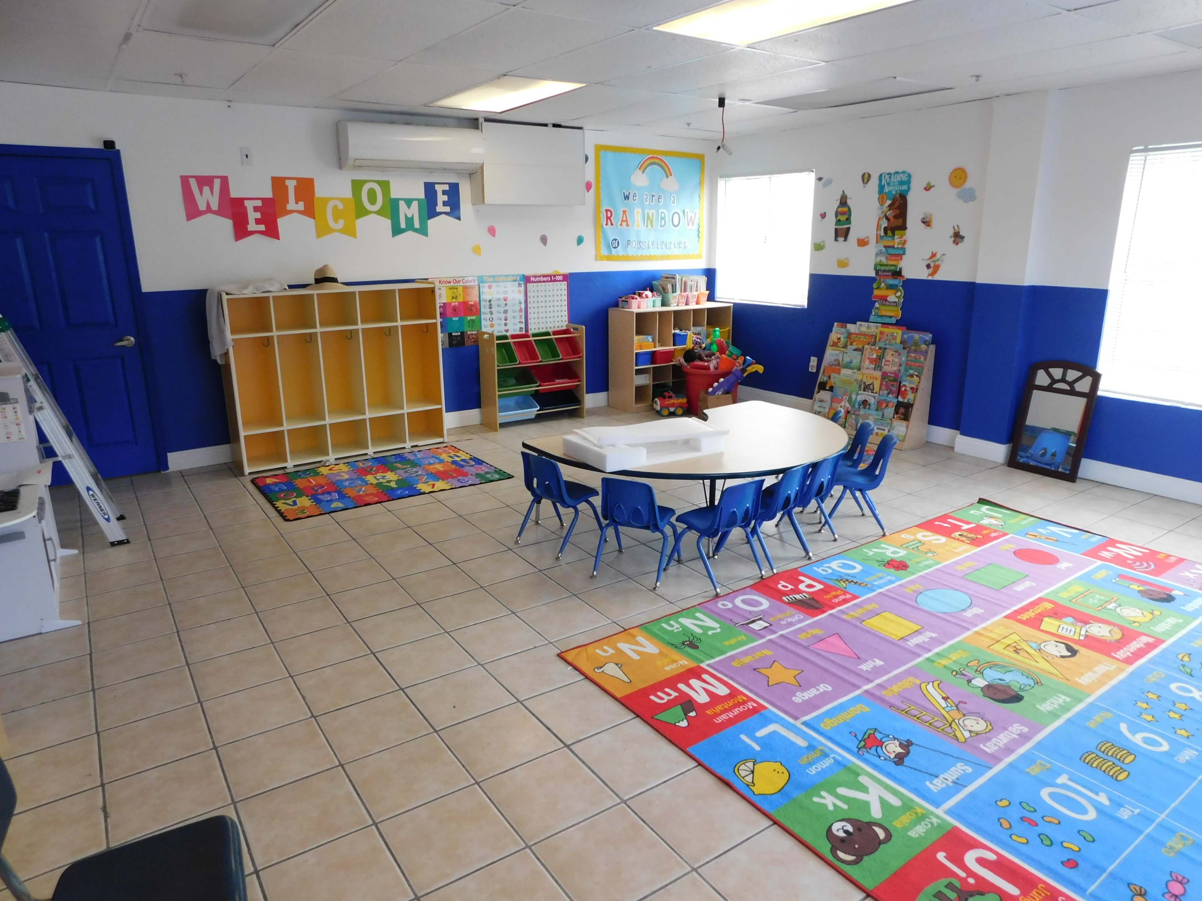 Sunshine Room for Putting Sunshine in Your Meeting, Birthday Party, or Tea Social Image in South Los Angeles, Los Angeles, CA