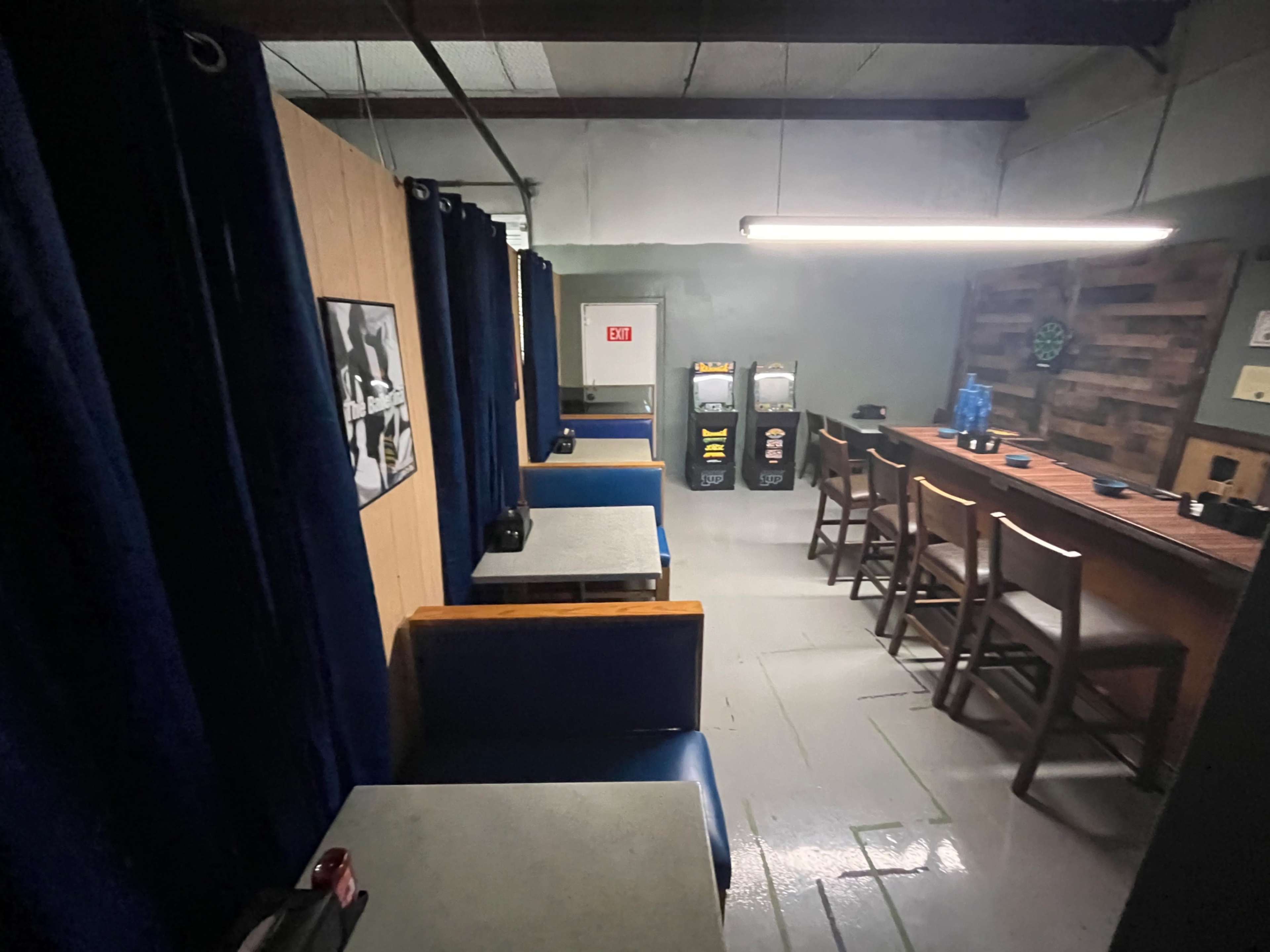 Bar Restaurant Set Image in Northwest, San Antonio, TX