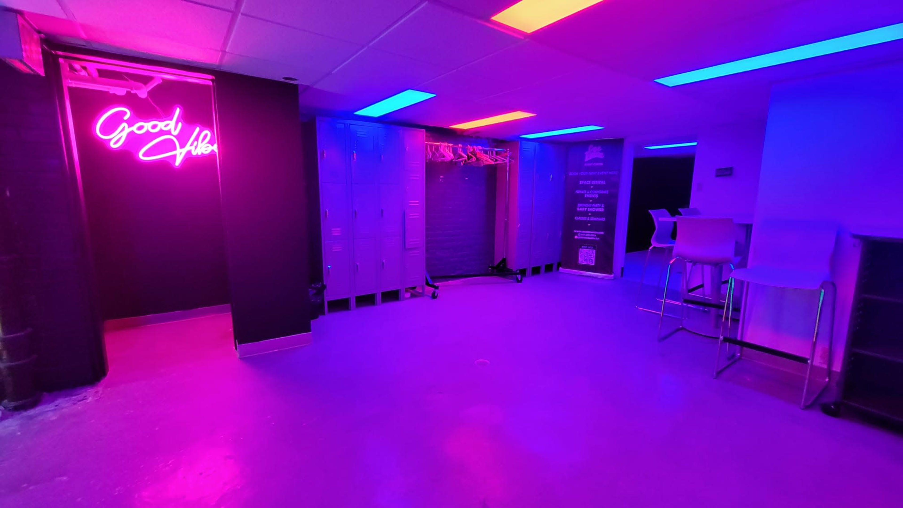 Vibrant Lower-Level Space Image in Regal Heights, Toronto, ON