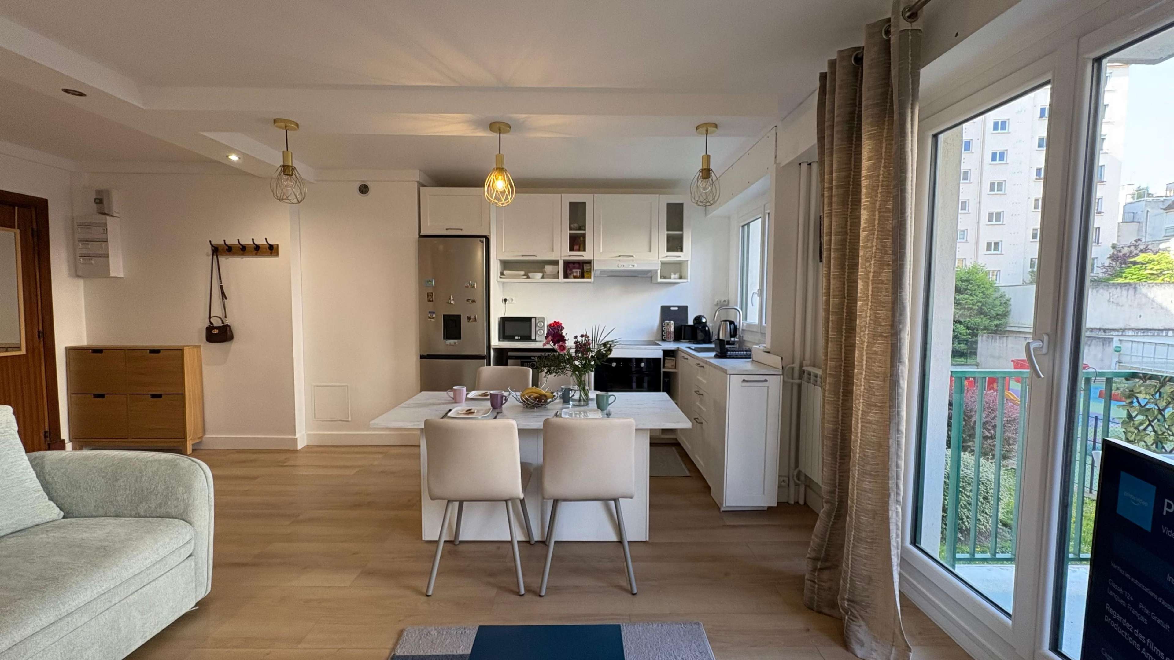 Appartement refait à neuf avec balcon et parking Image in Saint-Lambert, Paris, 