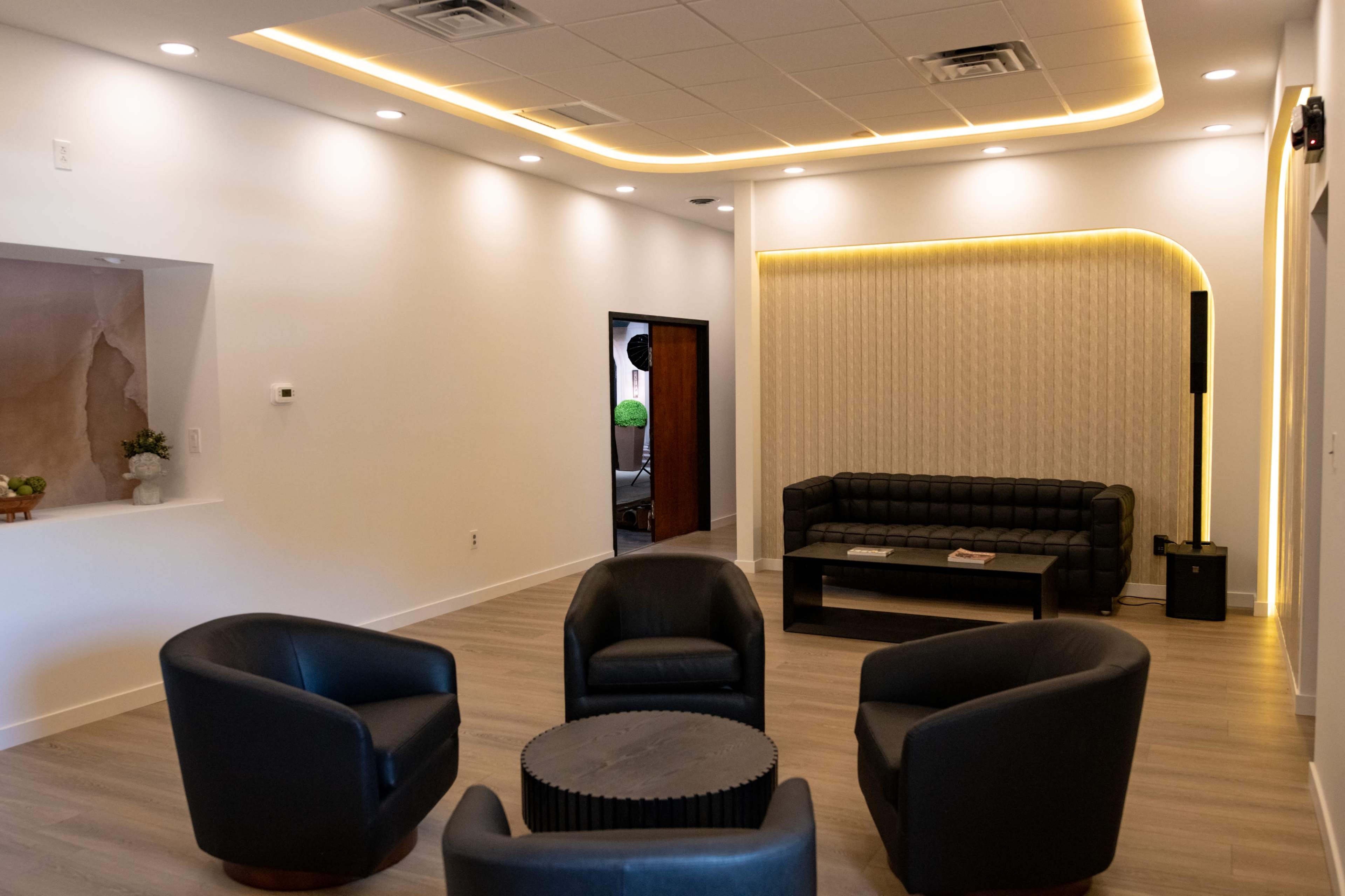 Boutique Photo Studio in Huntingdon Valley Image in Huntingdon Valley, Huntingdon Valley, PA