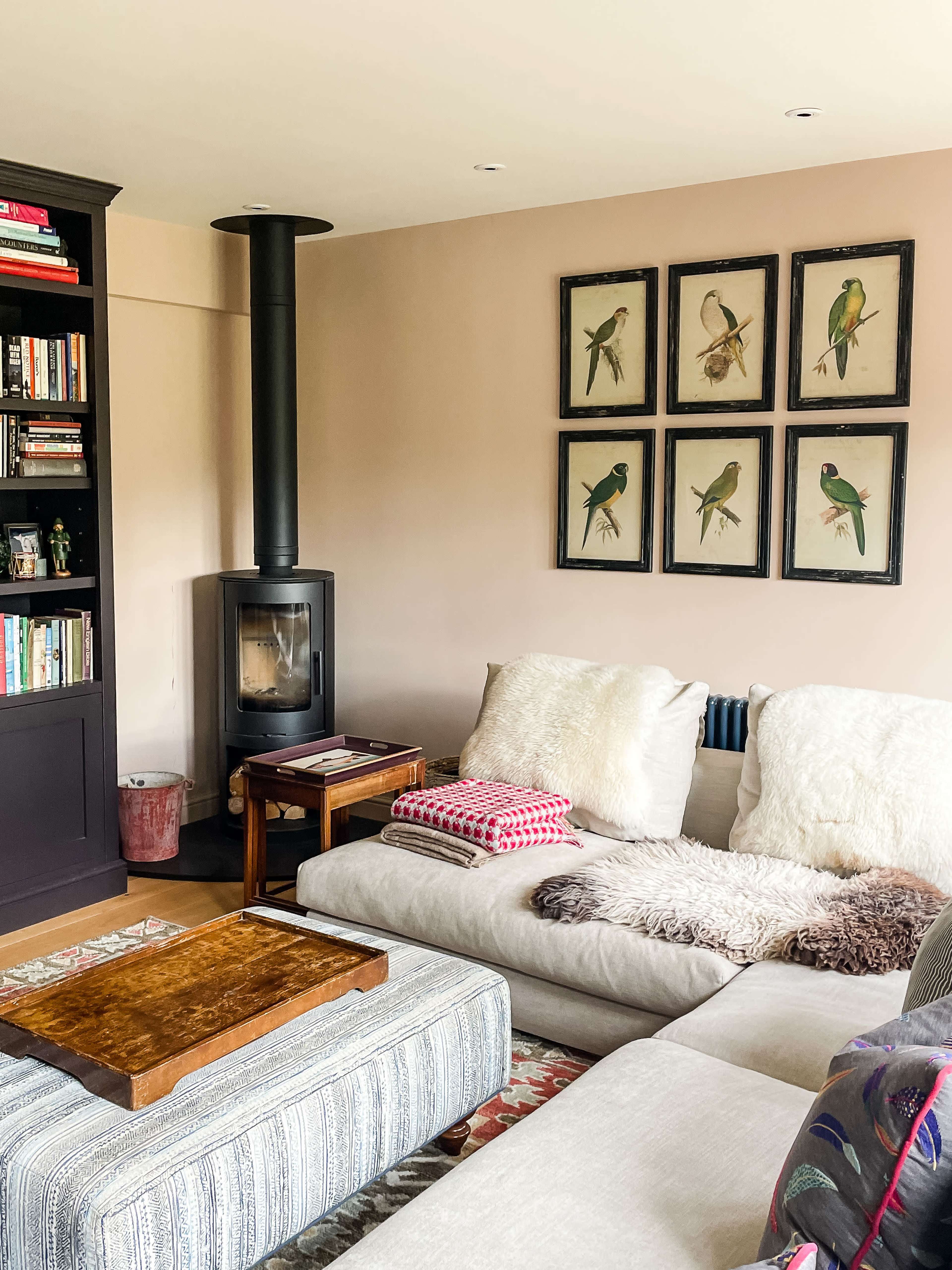 Cosy elegant country house with walled garden Image in Wonersh, Guildford, ENG