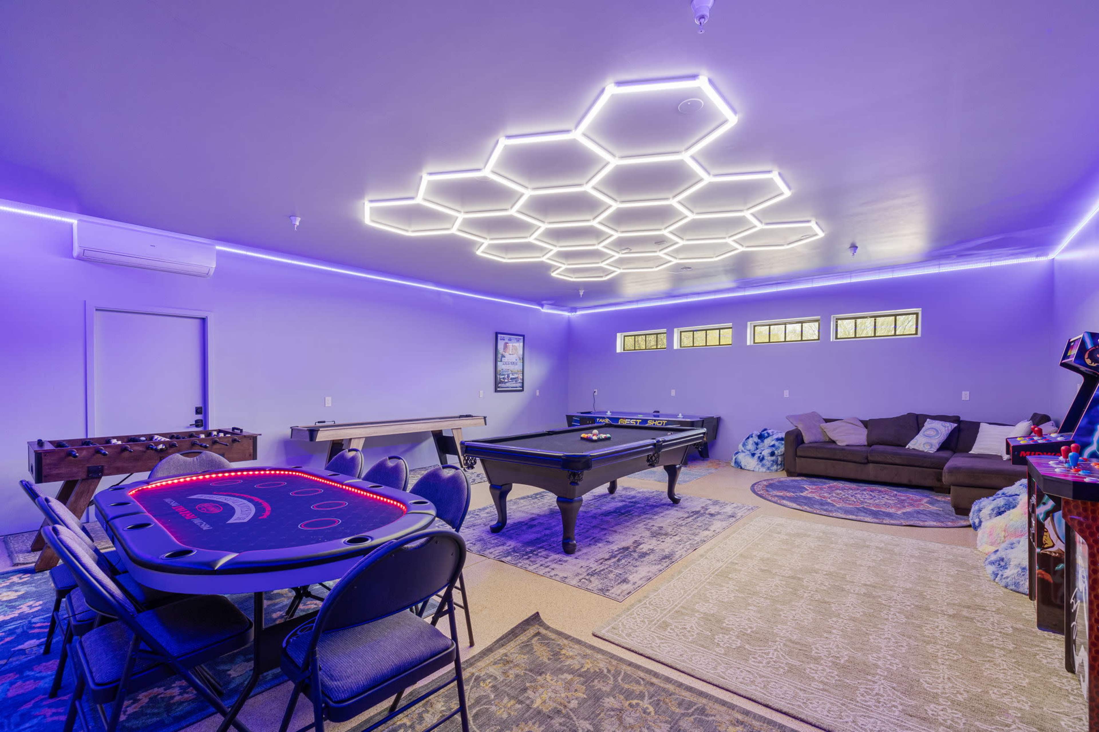 Beautiful Luxury Estate with Mountain Views Image in Bermuda Dunes, Bermuda Dunes, CA