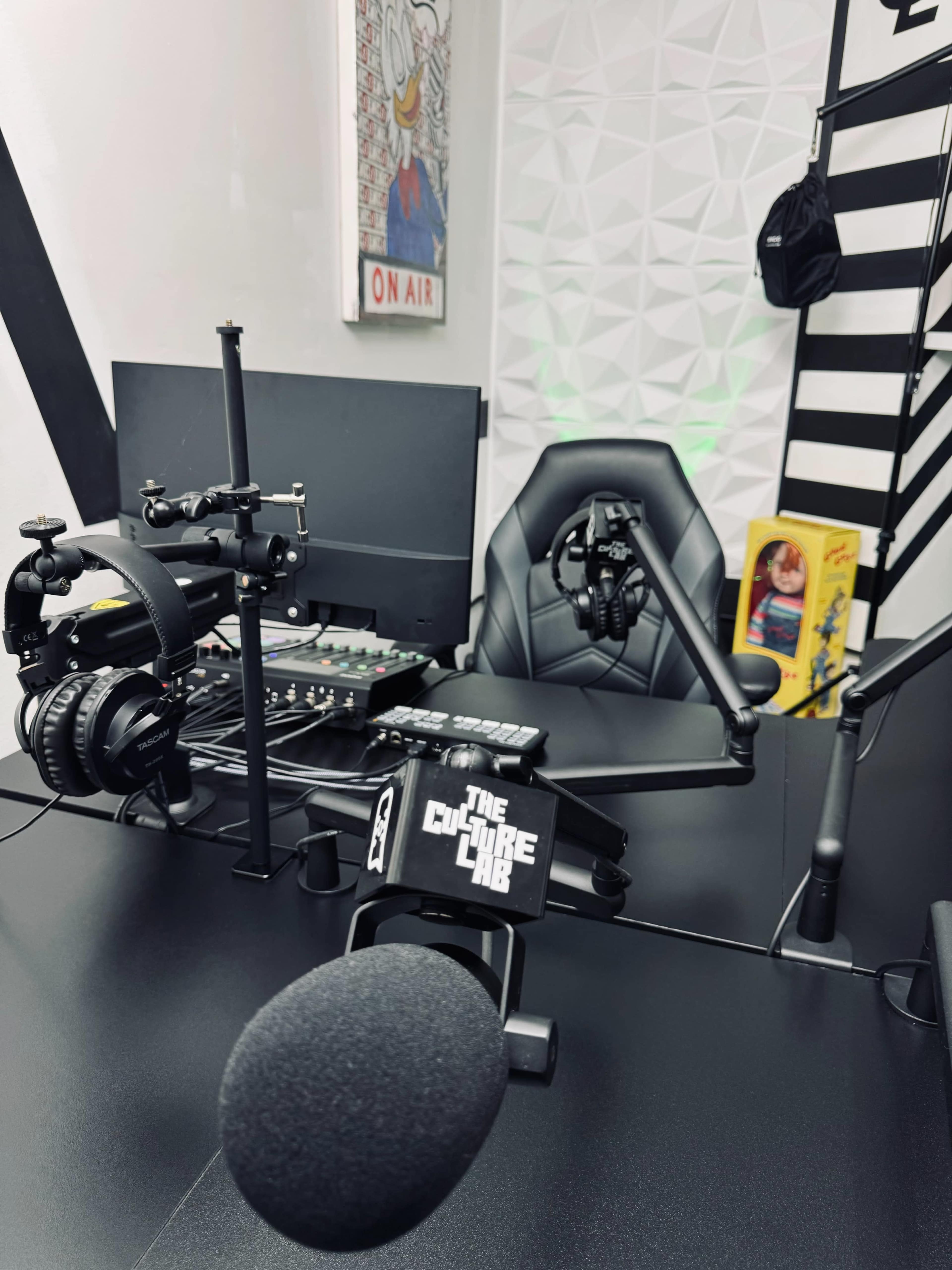 Atlanta Podcast Studio (Camera Included) Image in South Atlanta, Atlanta, GA